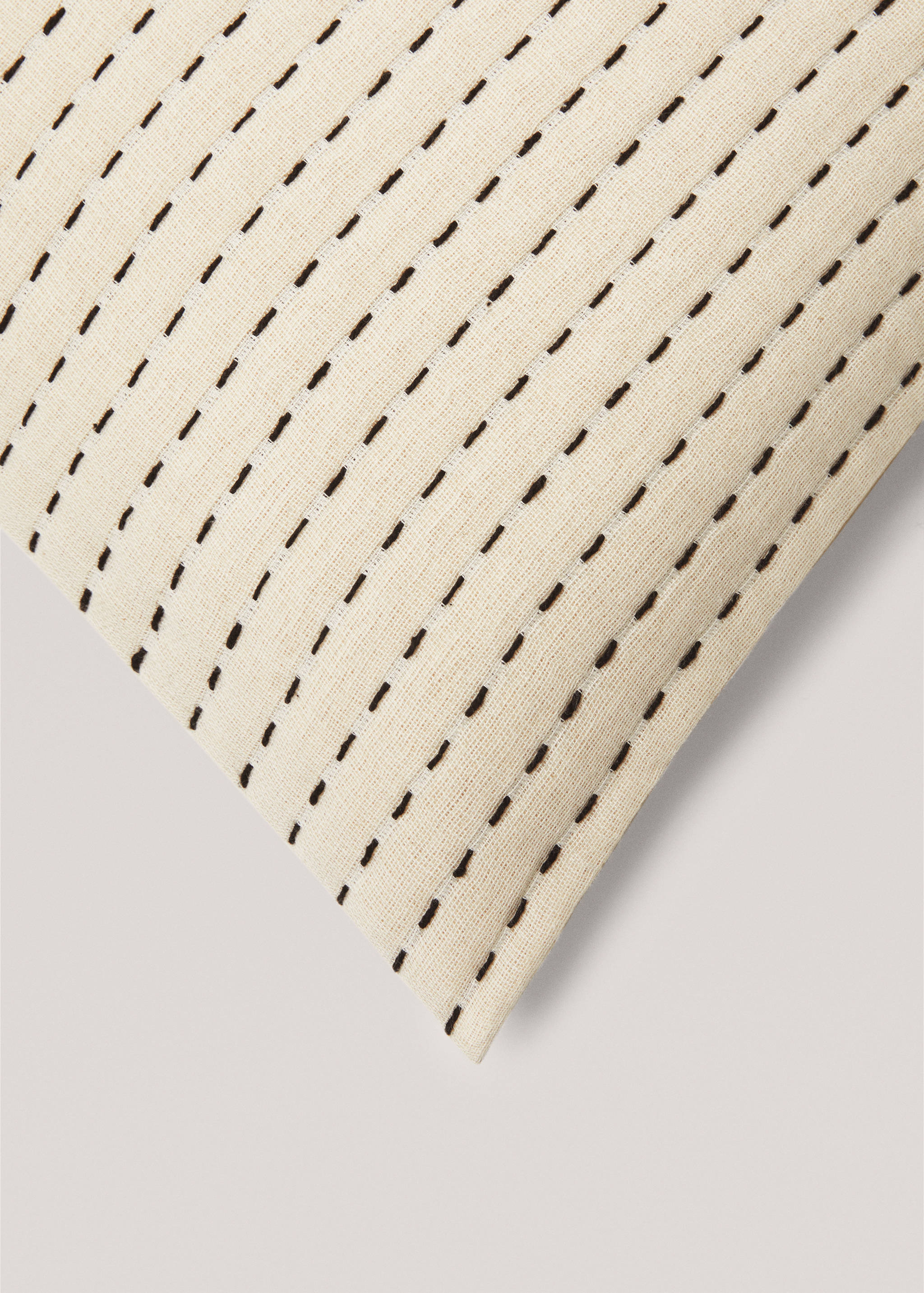 Cushion cover stitch 45x45cm - Details of the article 3