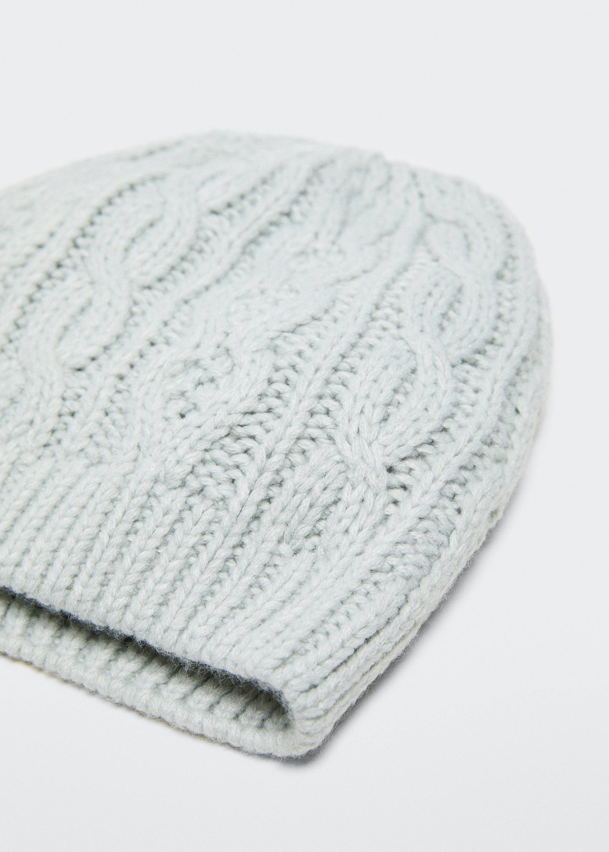Gorro punto trenzado - Plano medio