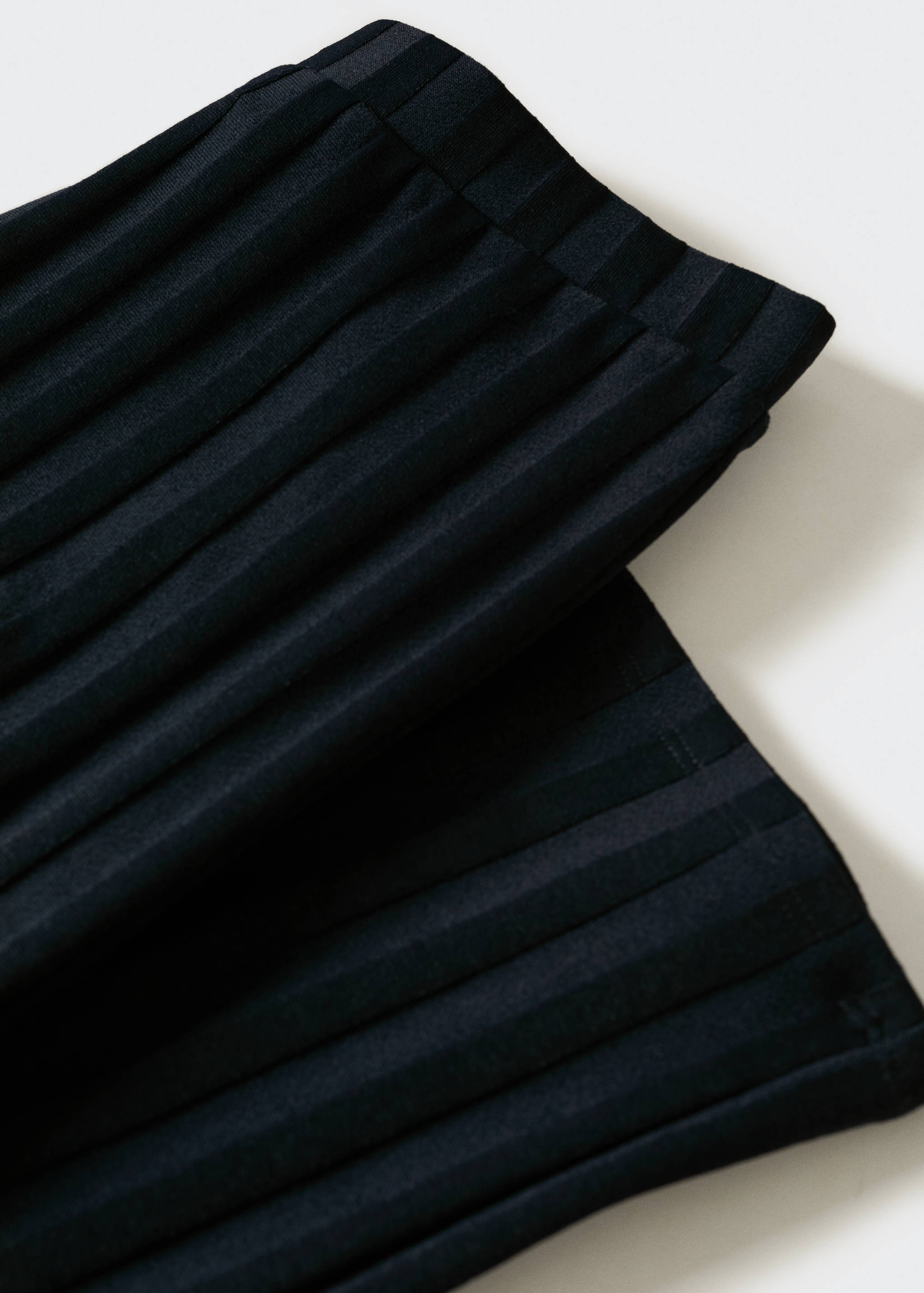 Ausgestellte Strickhose - Detail des Artikels 8