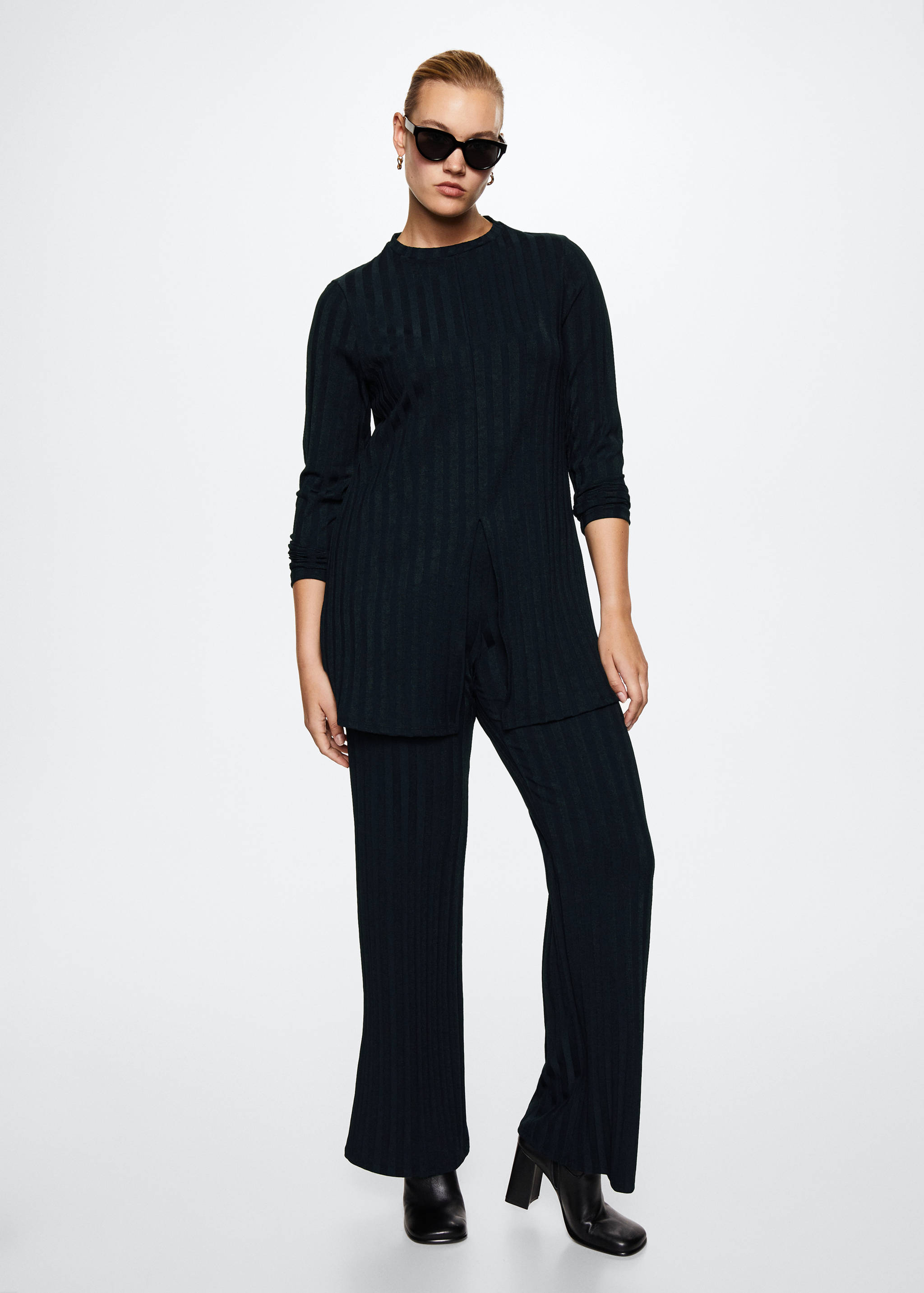 Ausgestellte Strickhose - Detail des Artikels 3