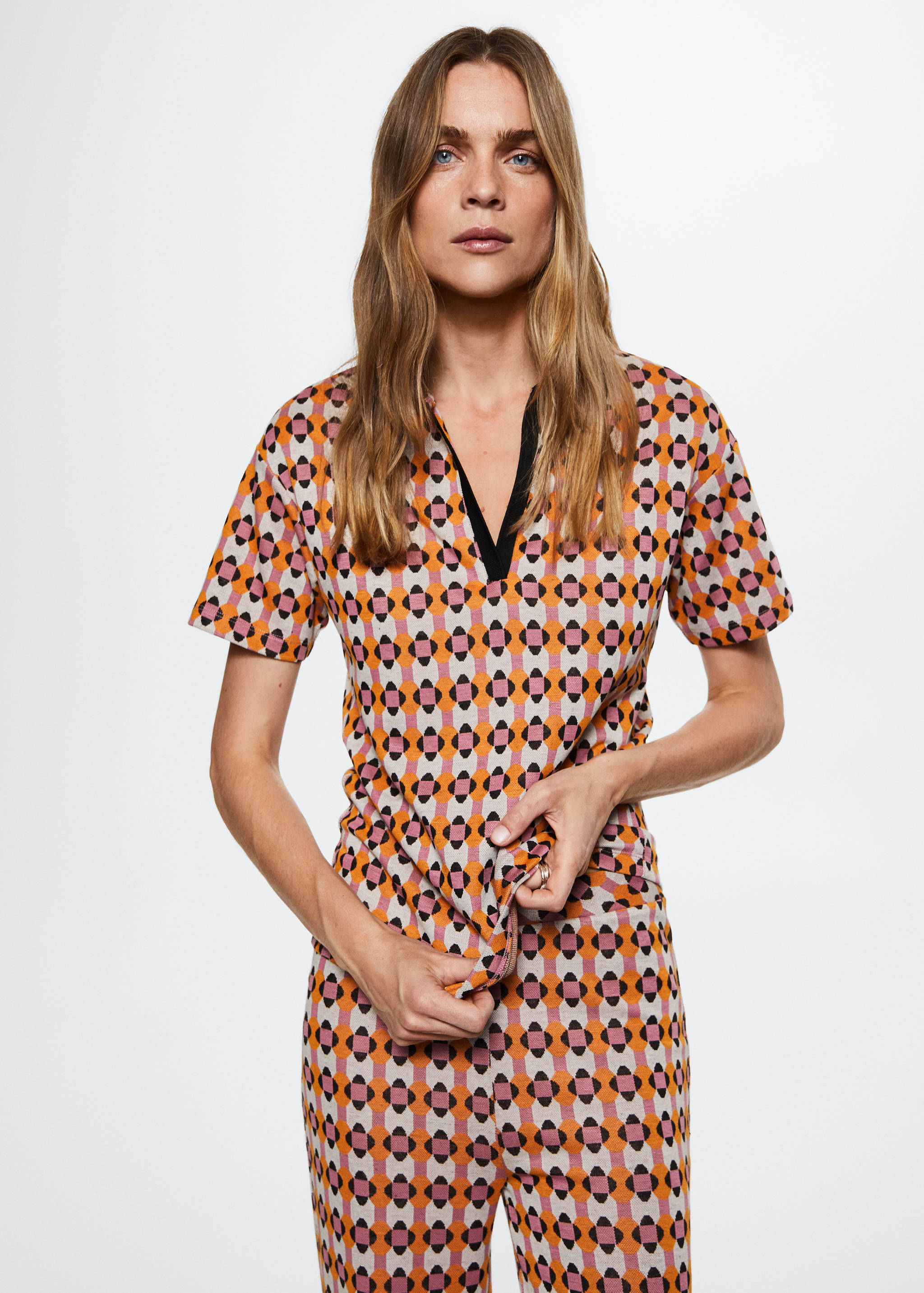 Pantalon imprimé rétro - Plan moyen
