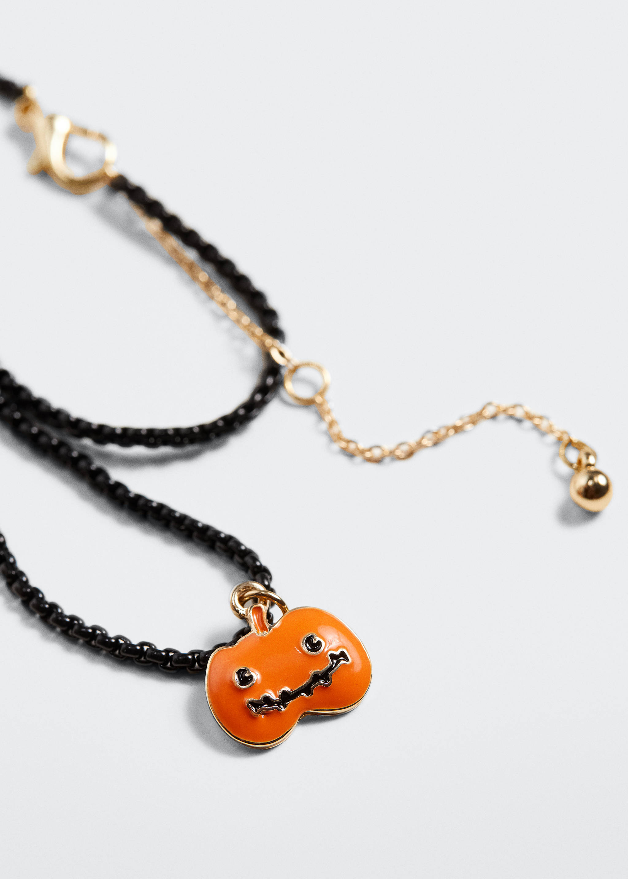 Collier Halloween - Plan moyen