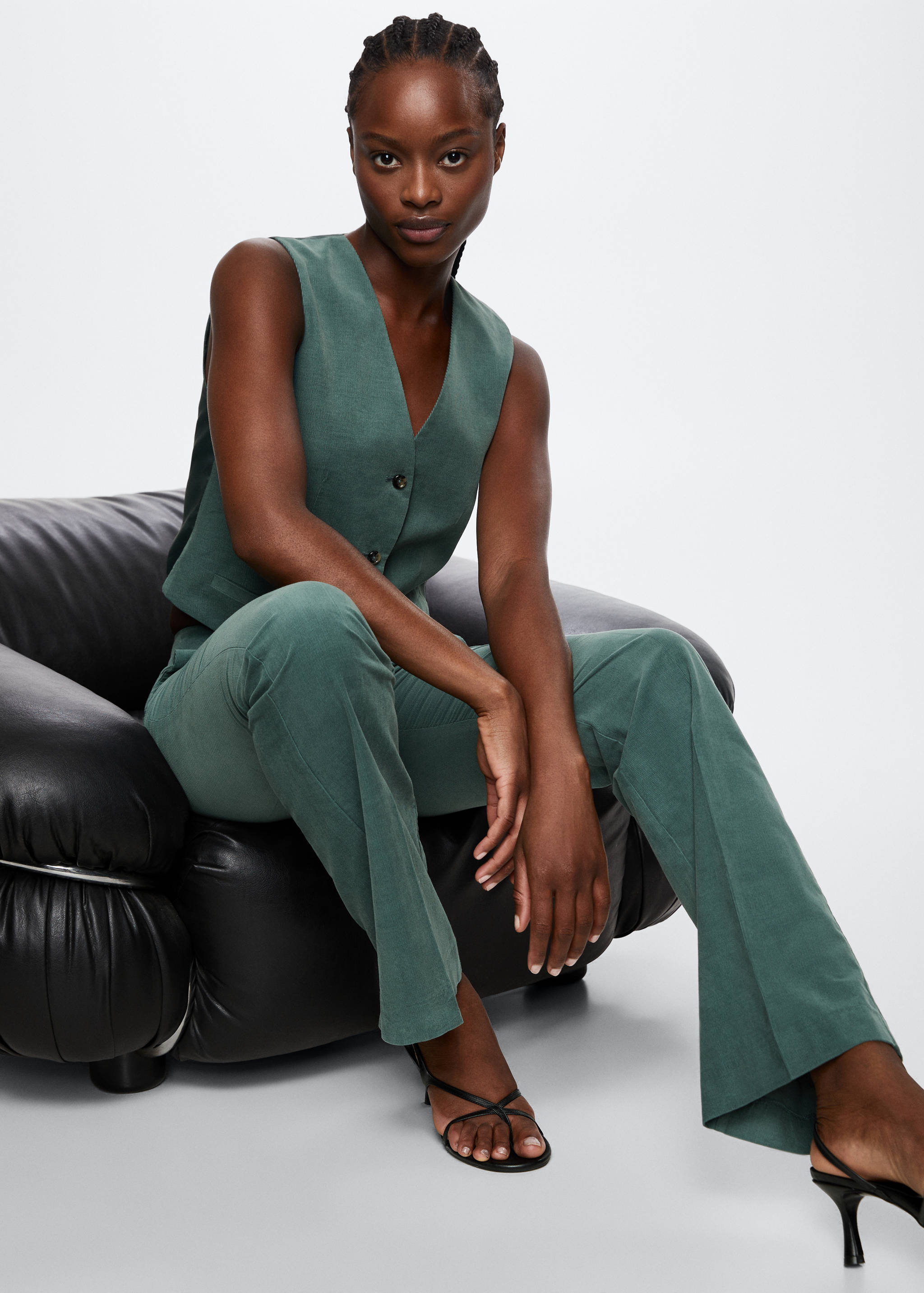 Corduroy straight trousers - Details of the article 2