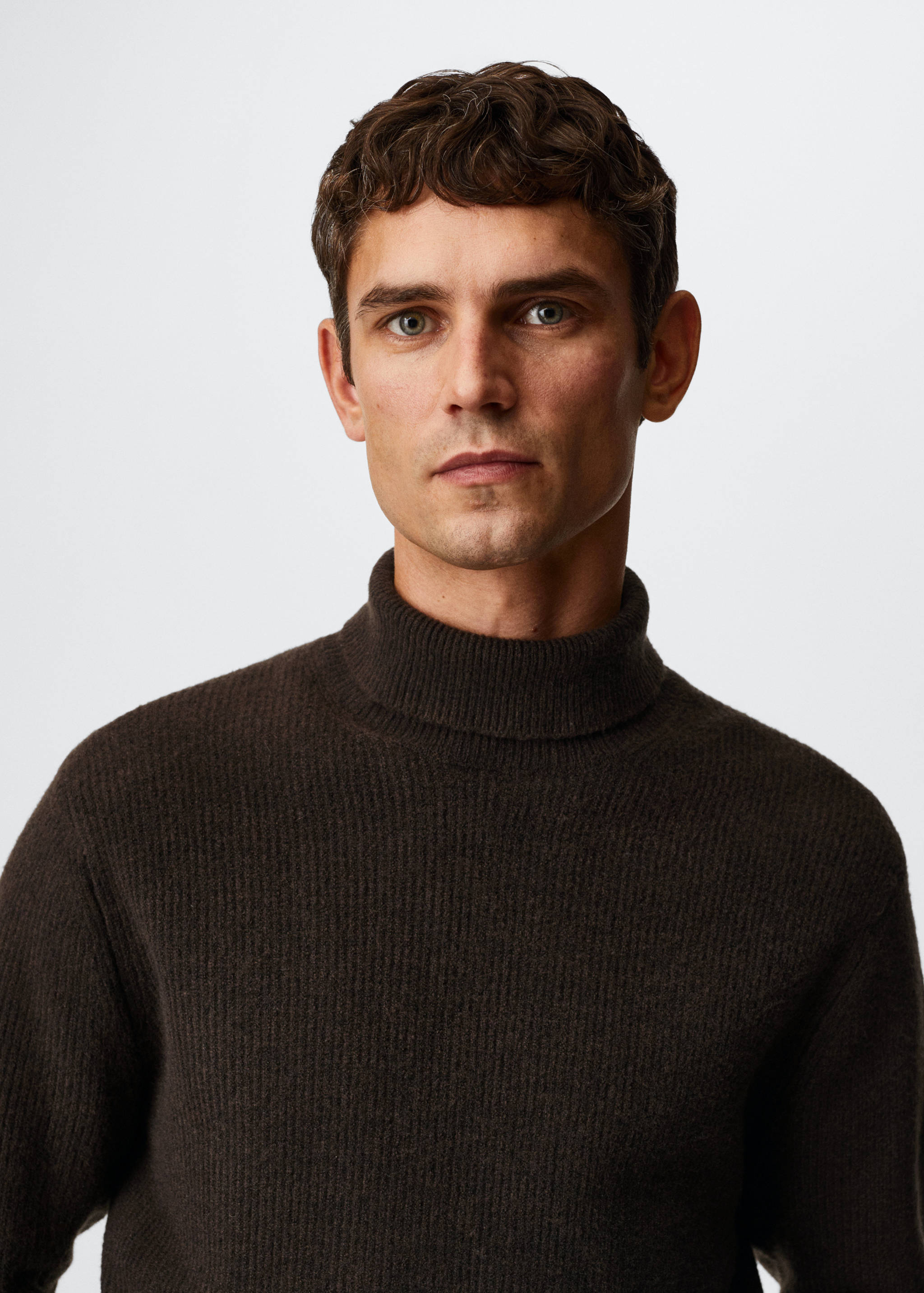 Structured turtleneck sweater - Details of the article 4