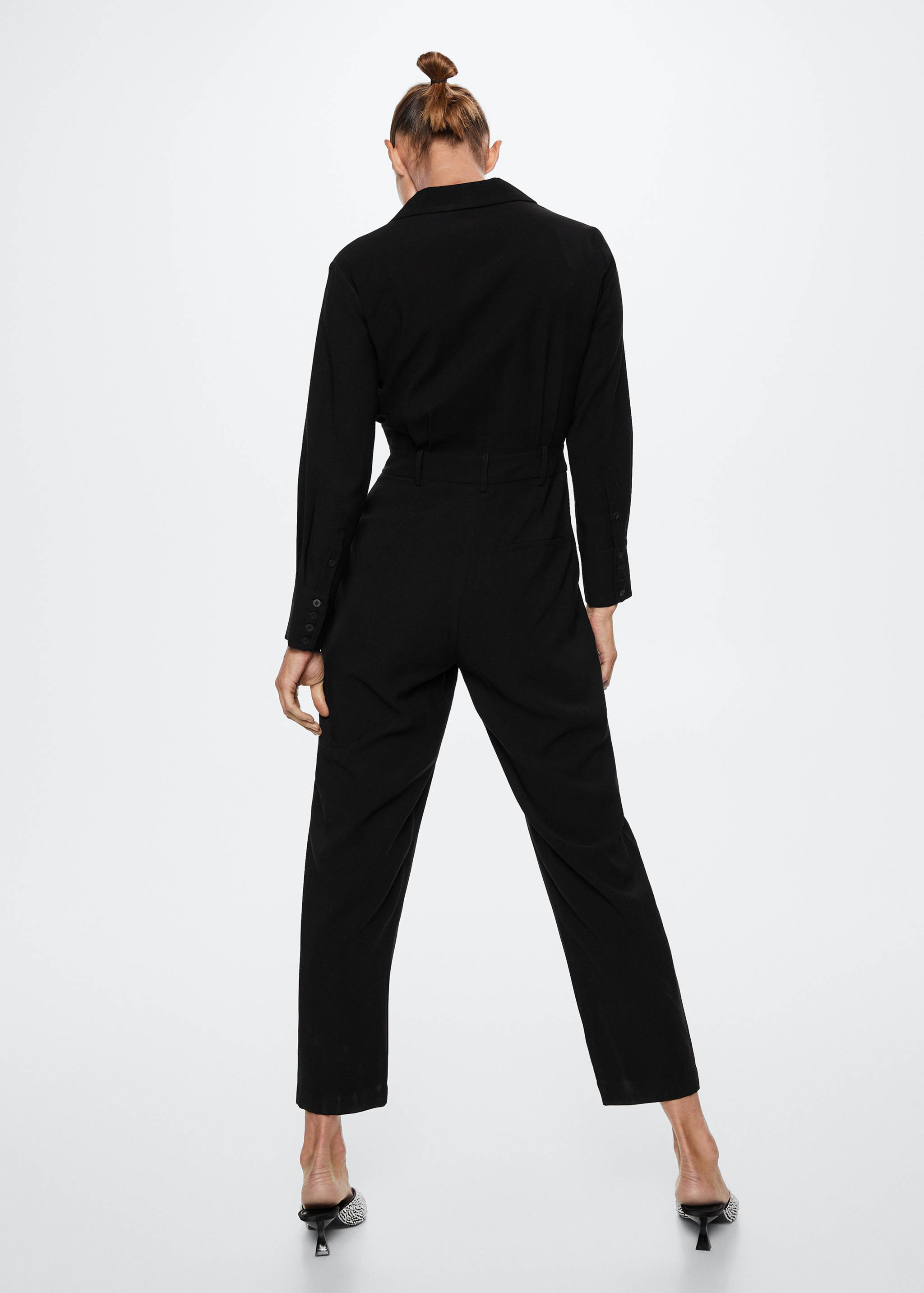 Long jumpsuit with lapels - Reverse of the article