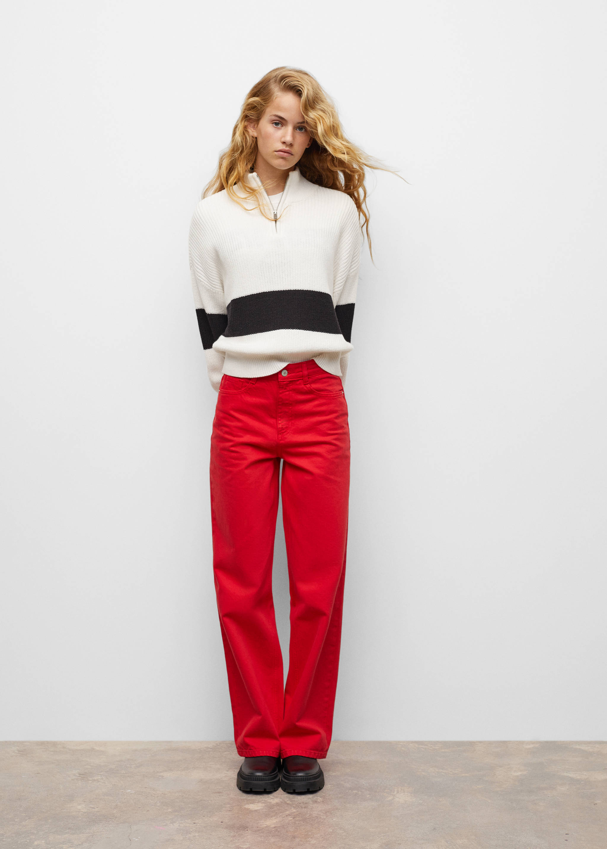 Jeans rectos tiro alto - Plano medio