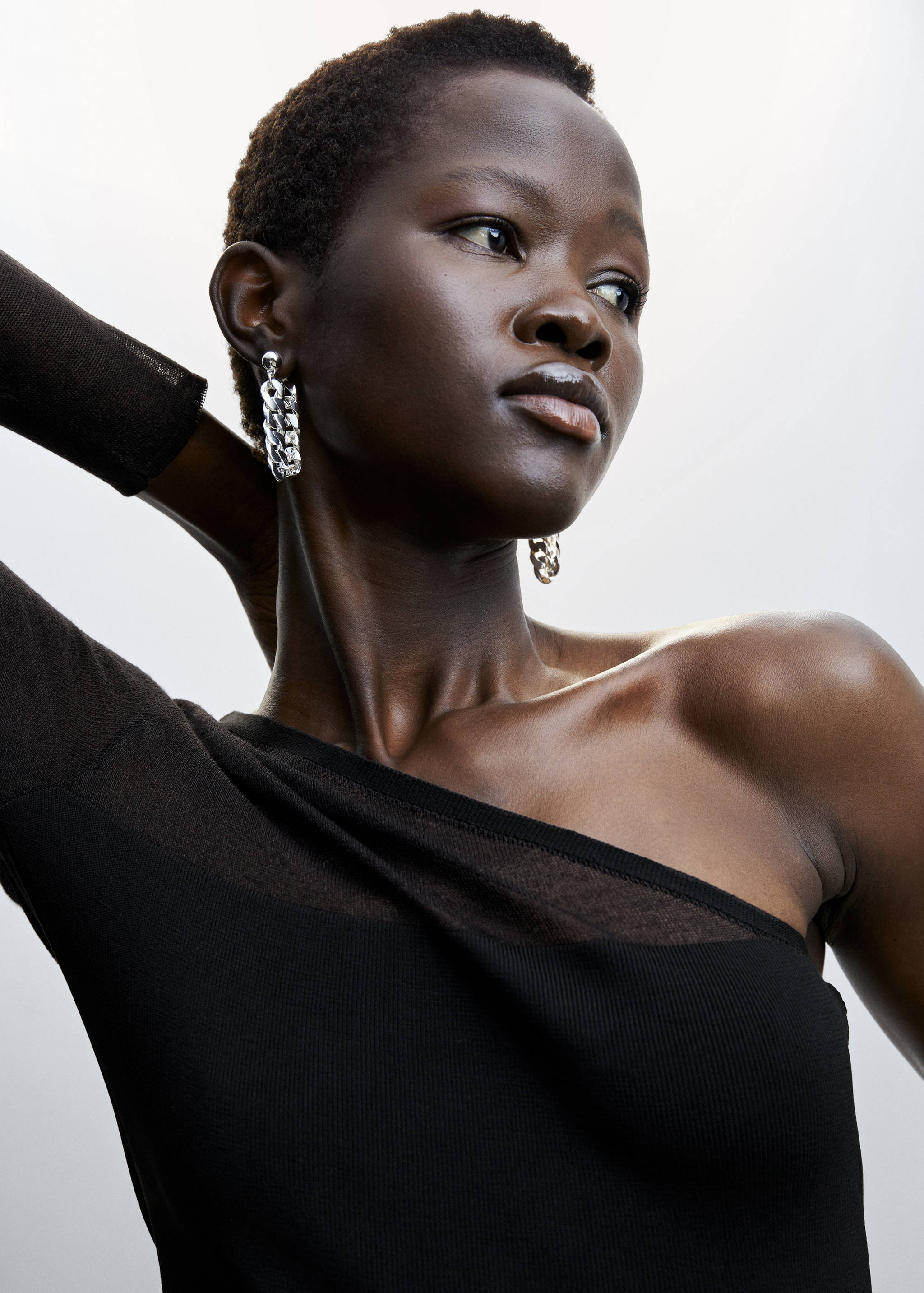 Asymmetric neckline dress - Details of the article 1