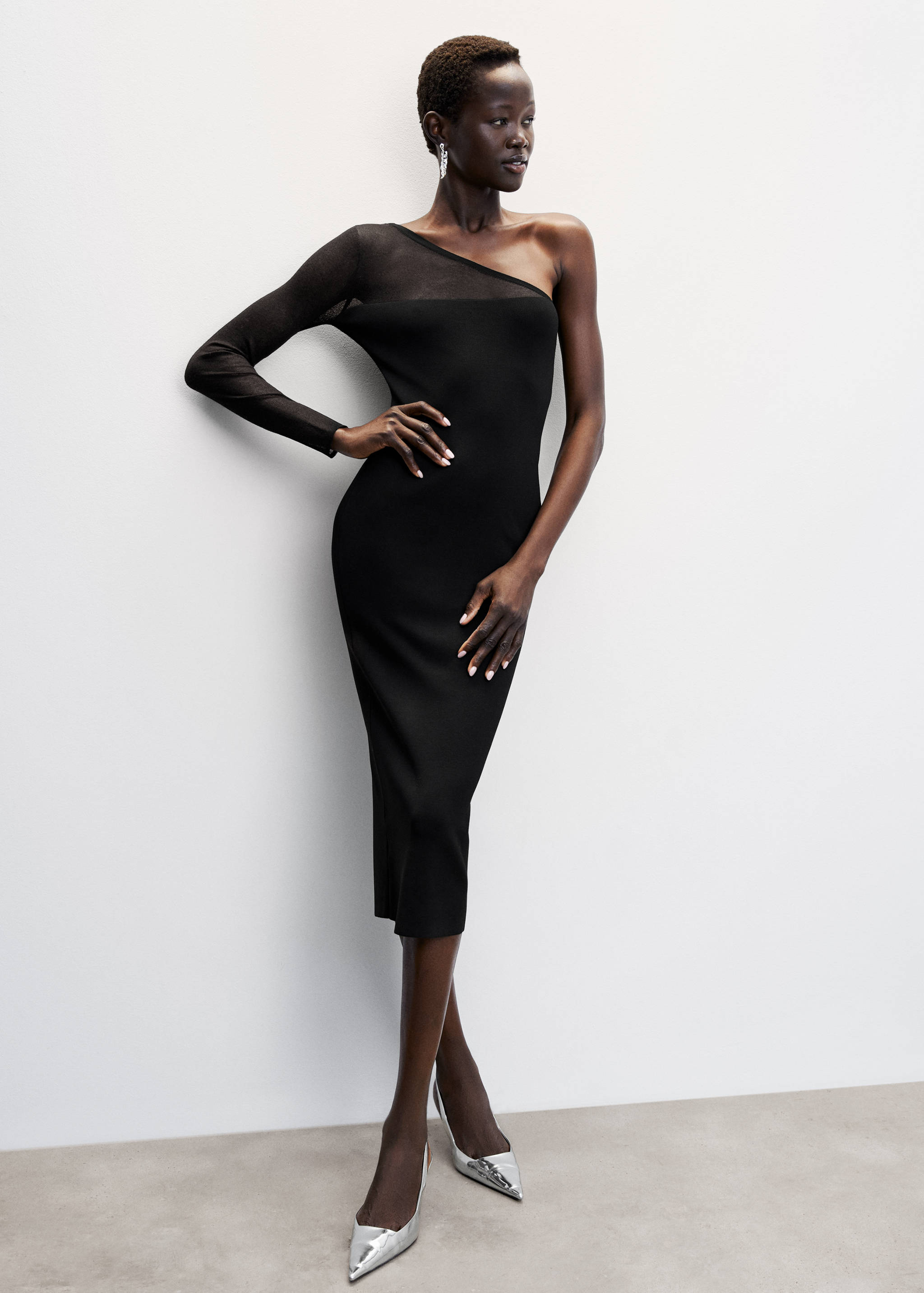 Asymmetric neckline dress - Details of the article 2