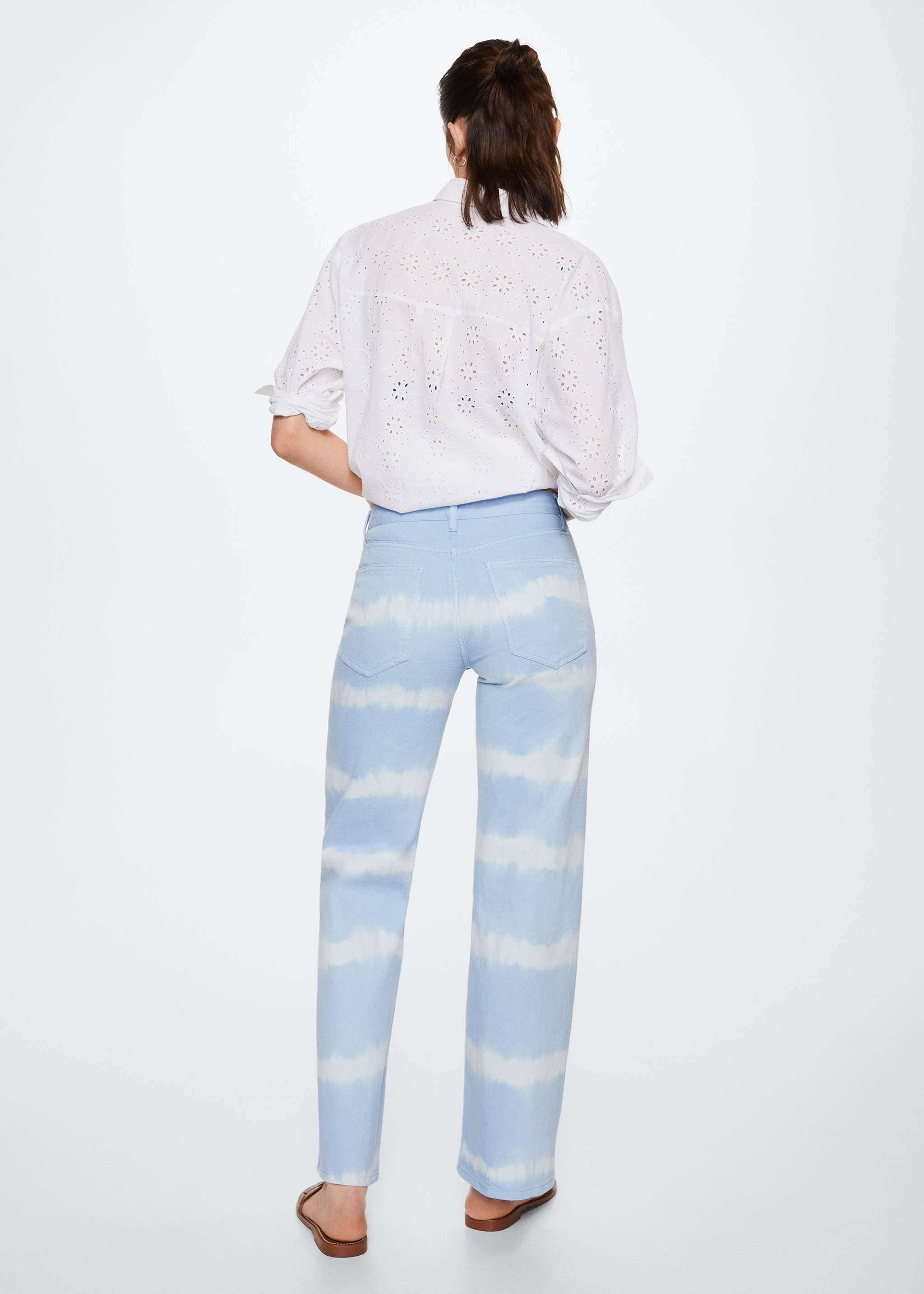 Wideleg-Jeans mit Tie-Dye-Muster - Rückseite des Artikels