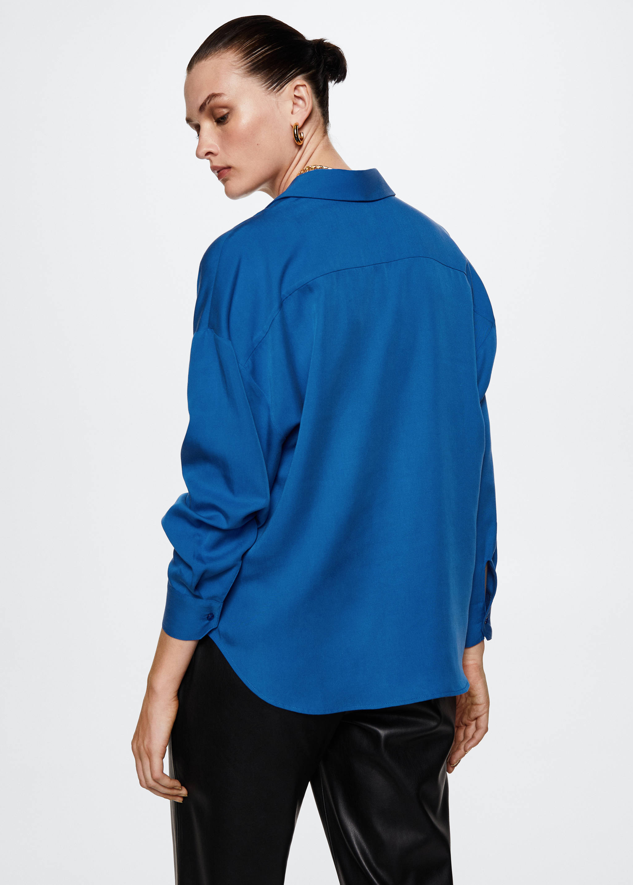 Camisa de 100% liocel - Verso do artigo