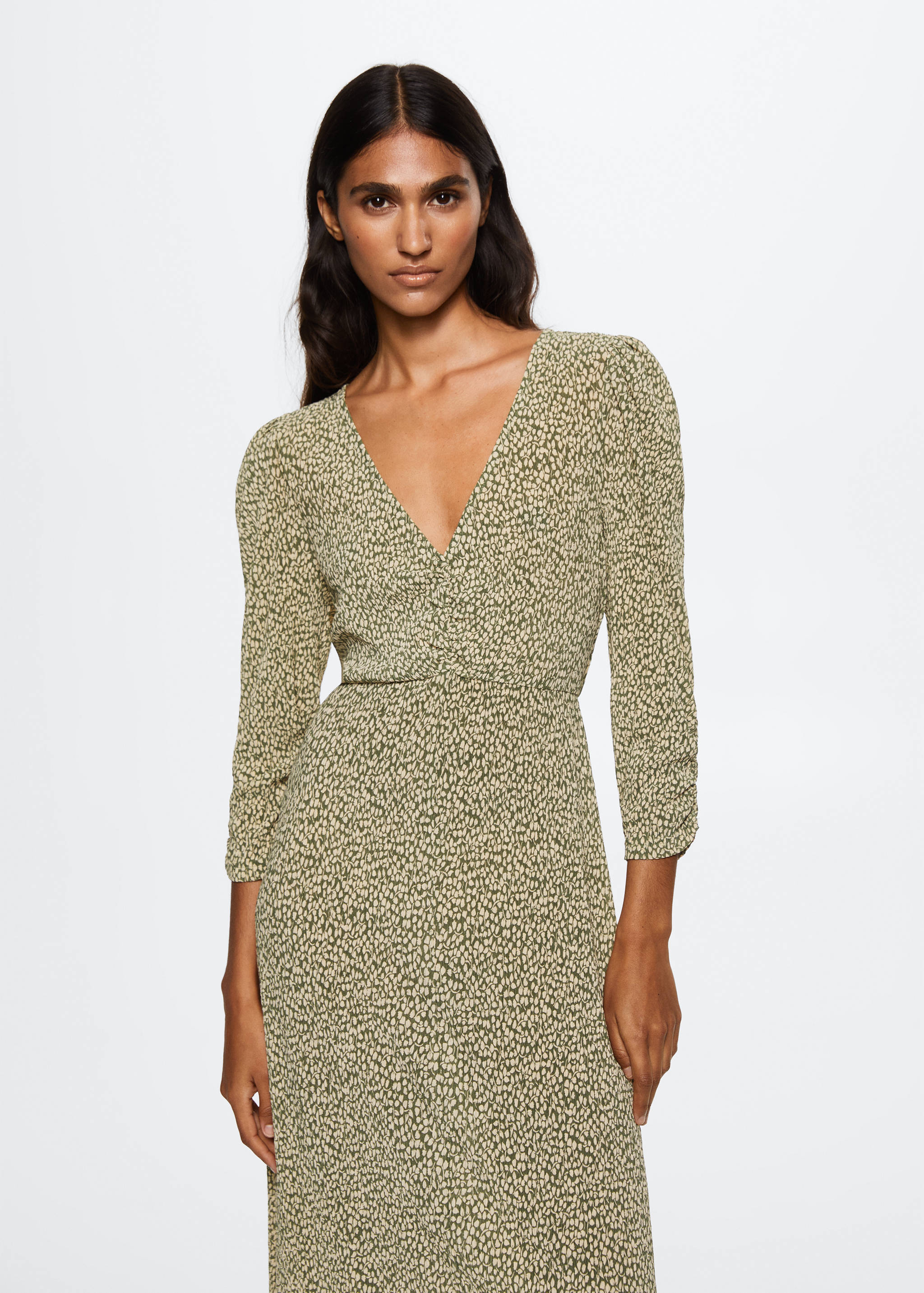 Robe plissée imprimée - Plan moyen