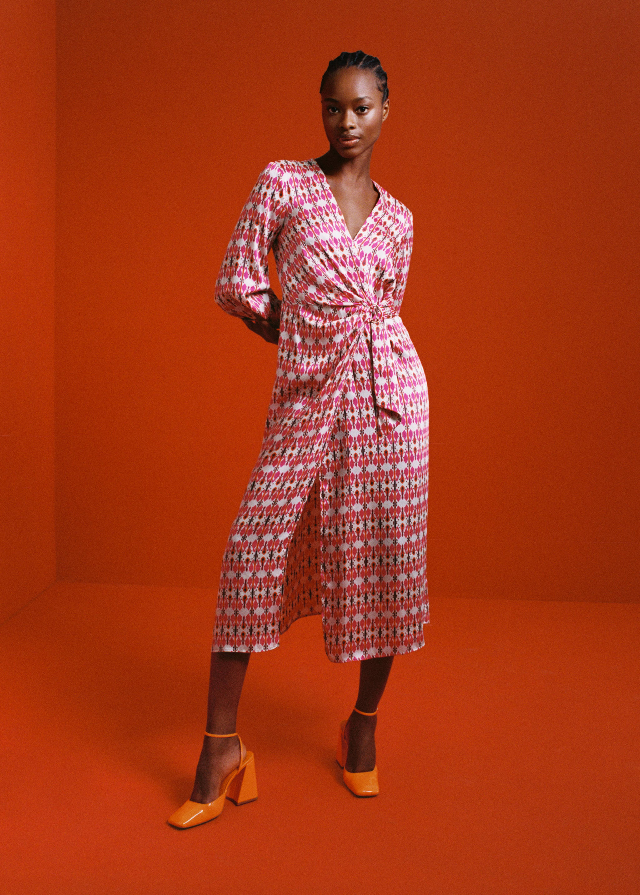 Gemustertes Wickelkleid - Detail des Artikels 6