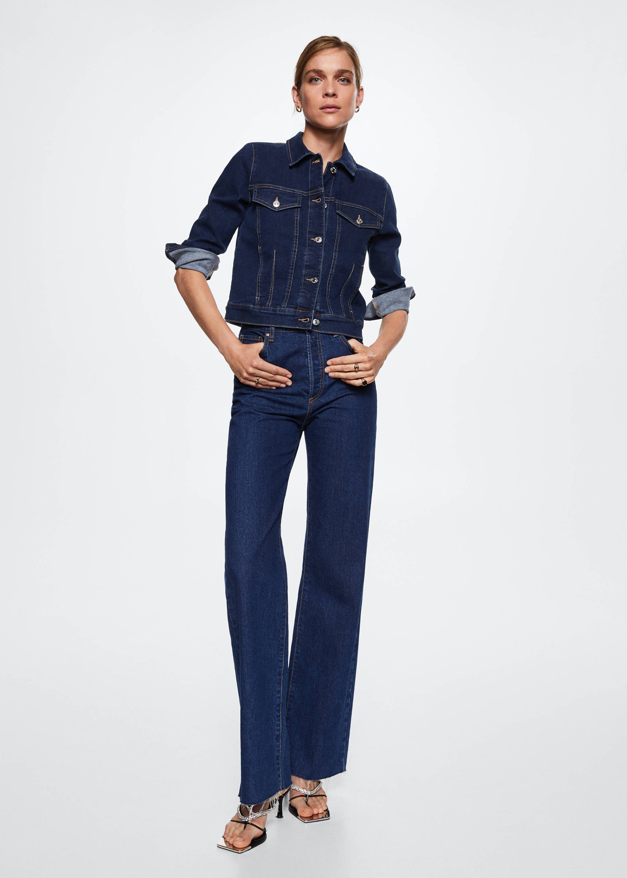 Caçadora denim cotó - Pla general