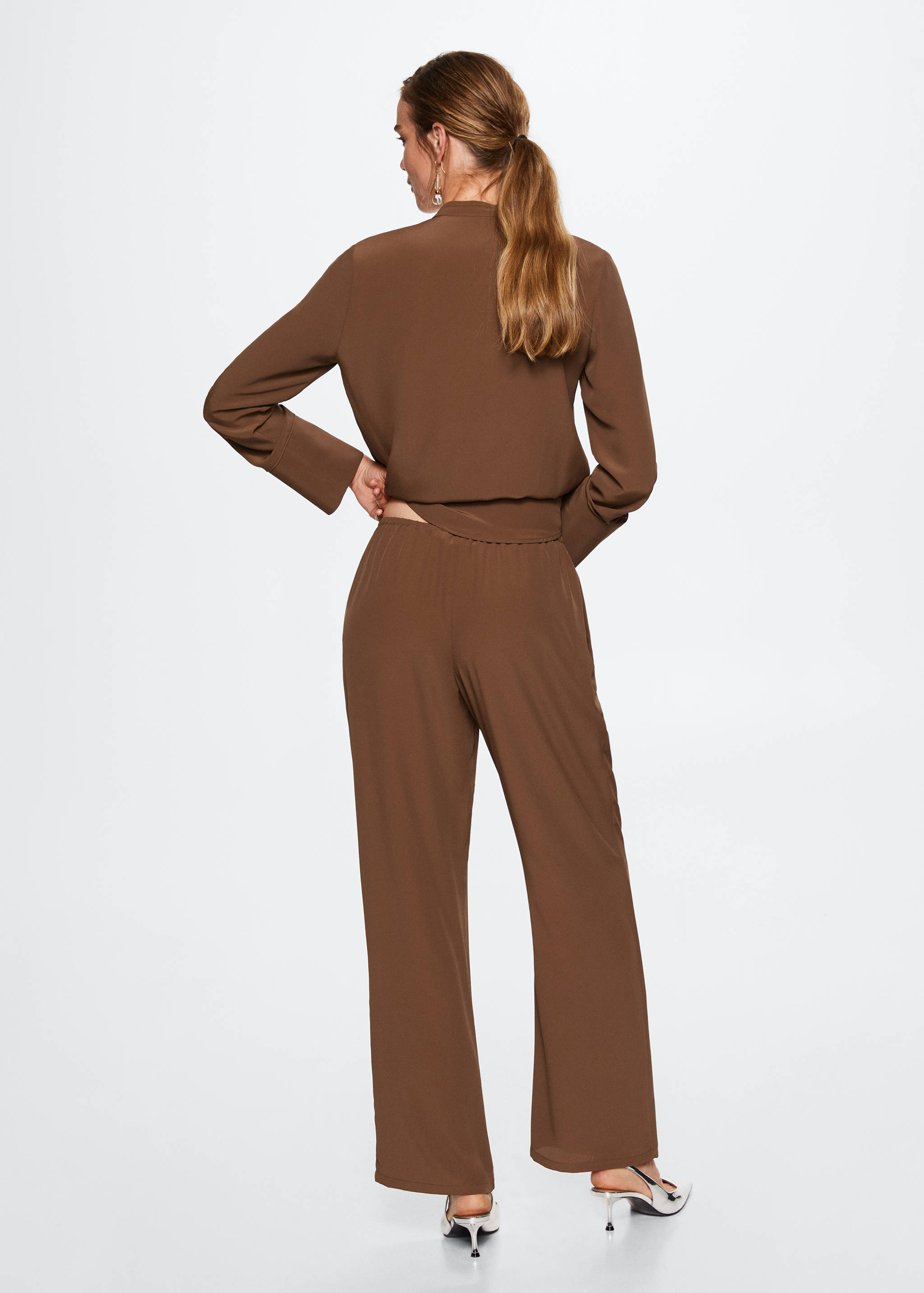 Drawstring straight pants - Reverse of the article