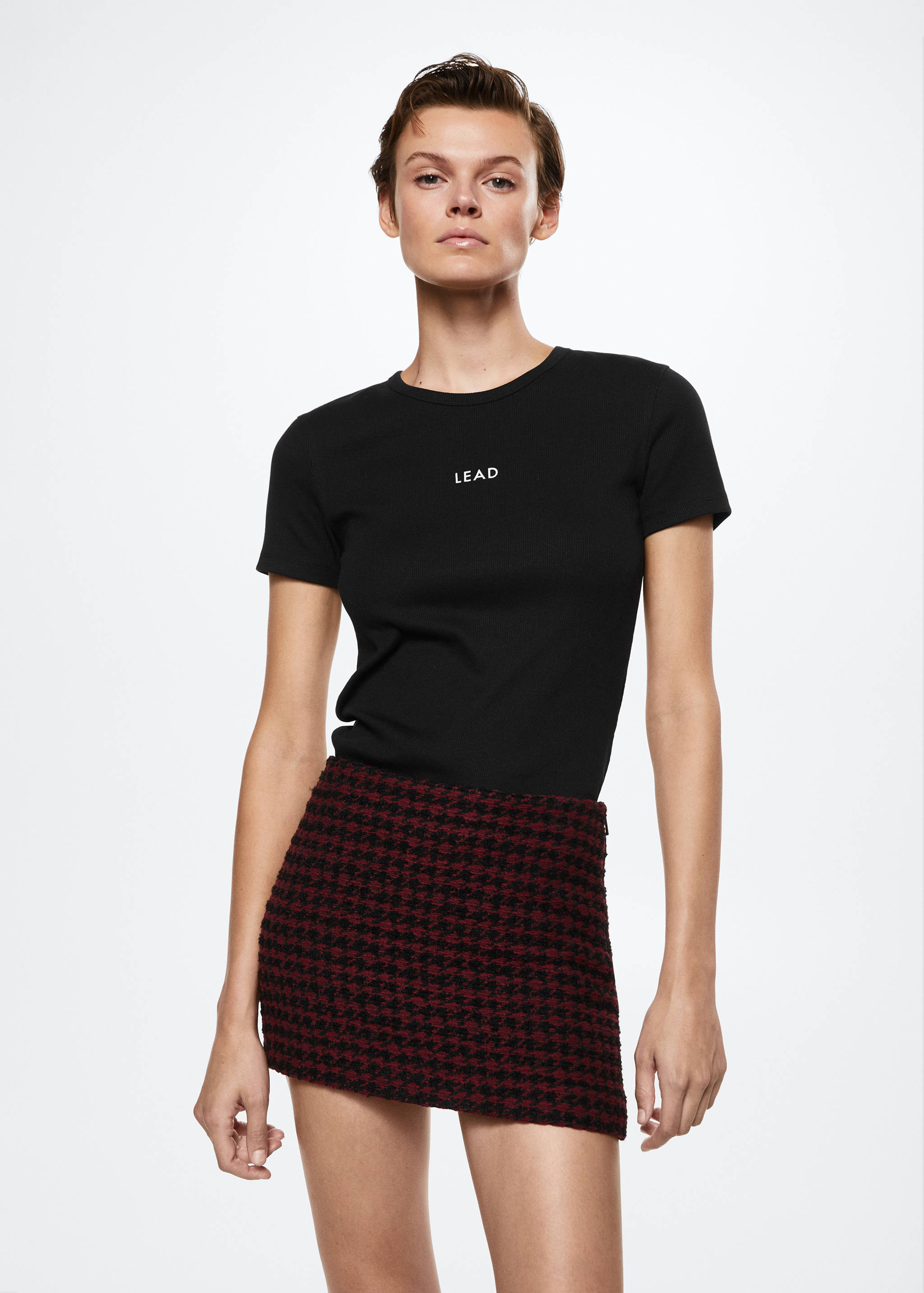 Geripptes Shirt mit Textaufdruck - Mittlere Ansicht