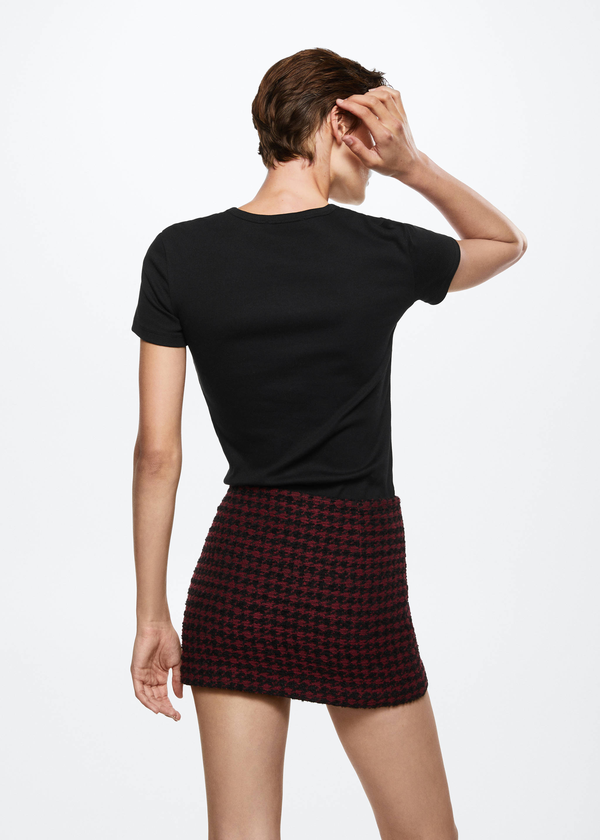 Geripptes Shirt mit Textaufdruck - Rückseite des Artikels