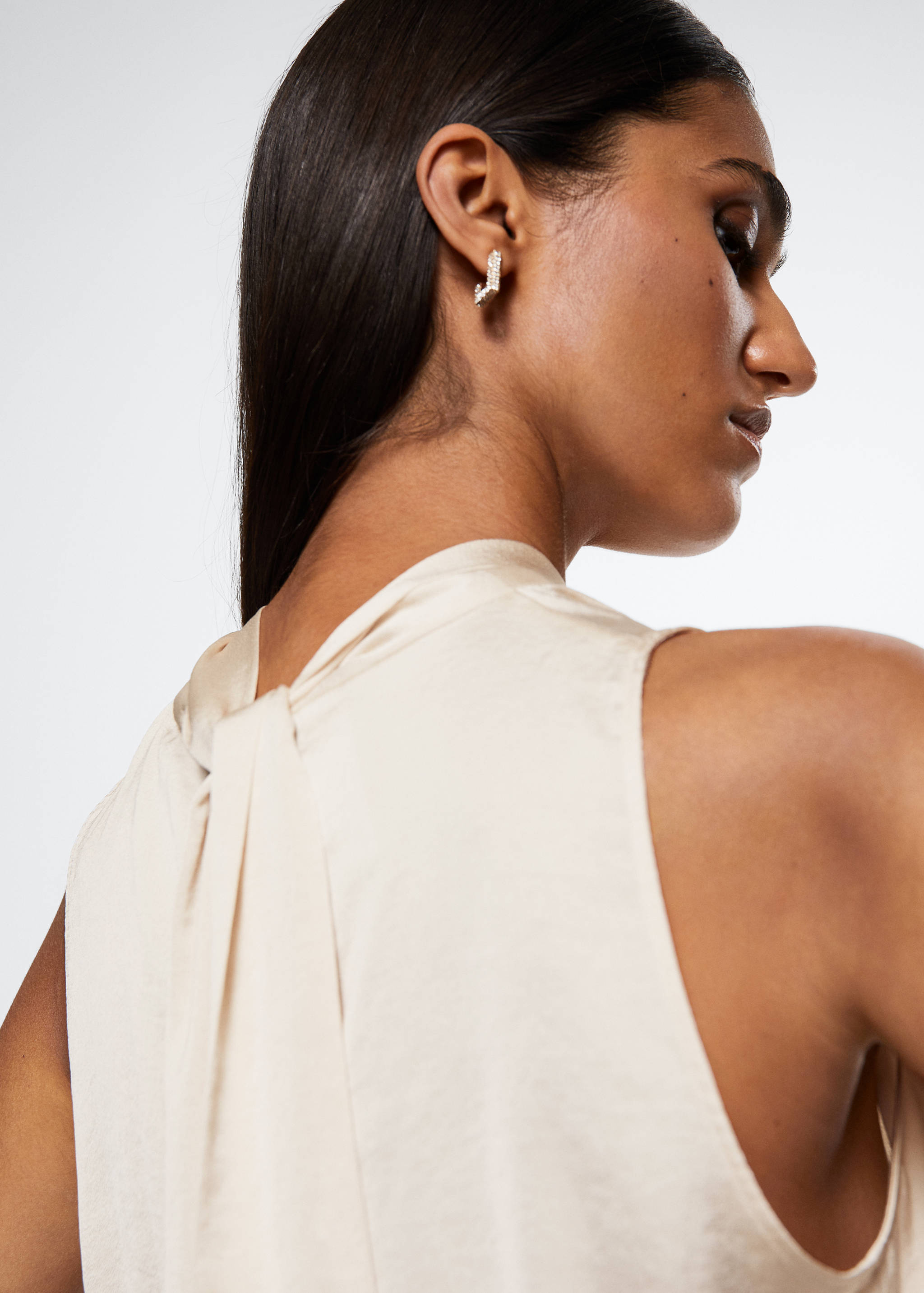 Bow satin blouse - Details of the article 6