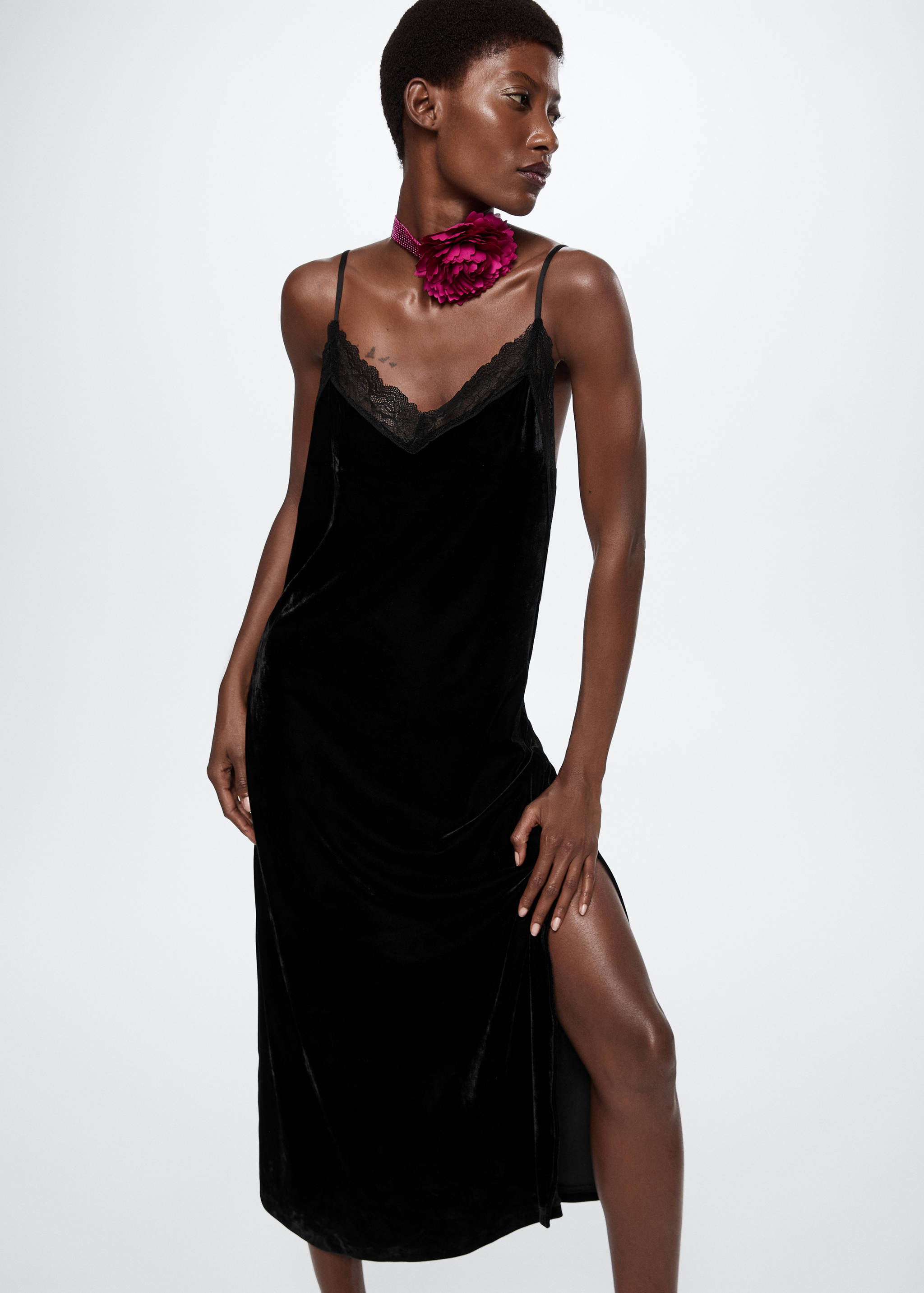 Vestido lencero encaje - Plano medio