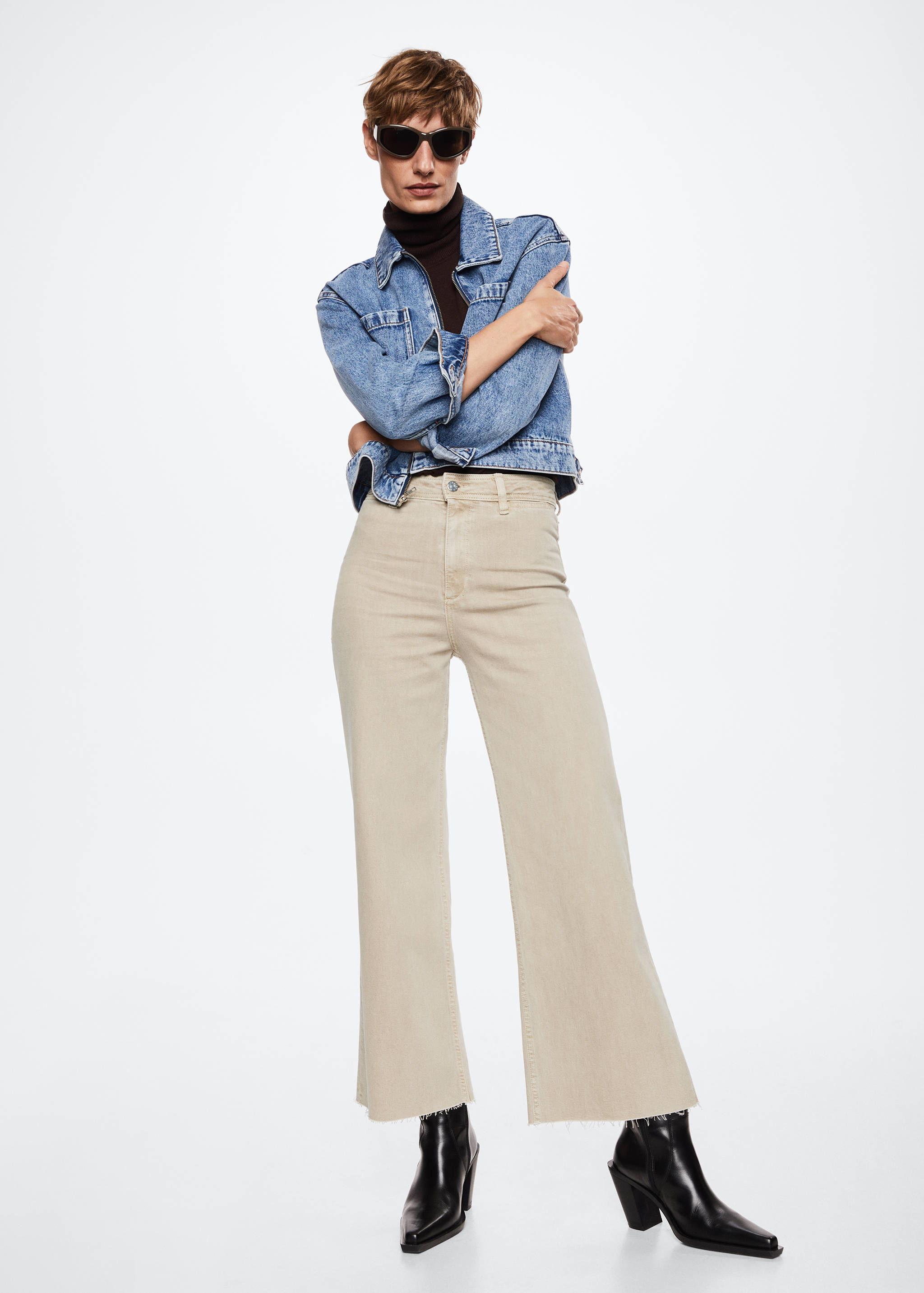 Jeans culotte tiro alto - Plano general