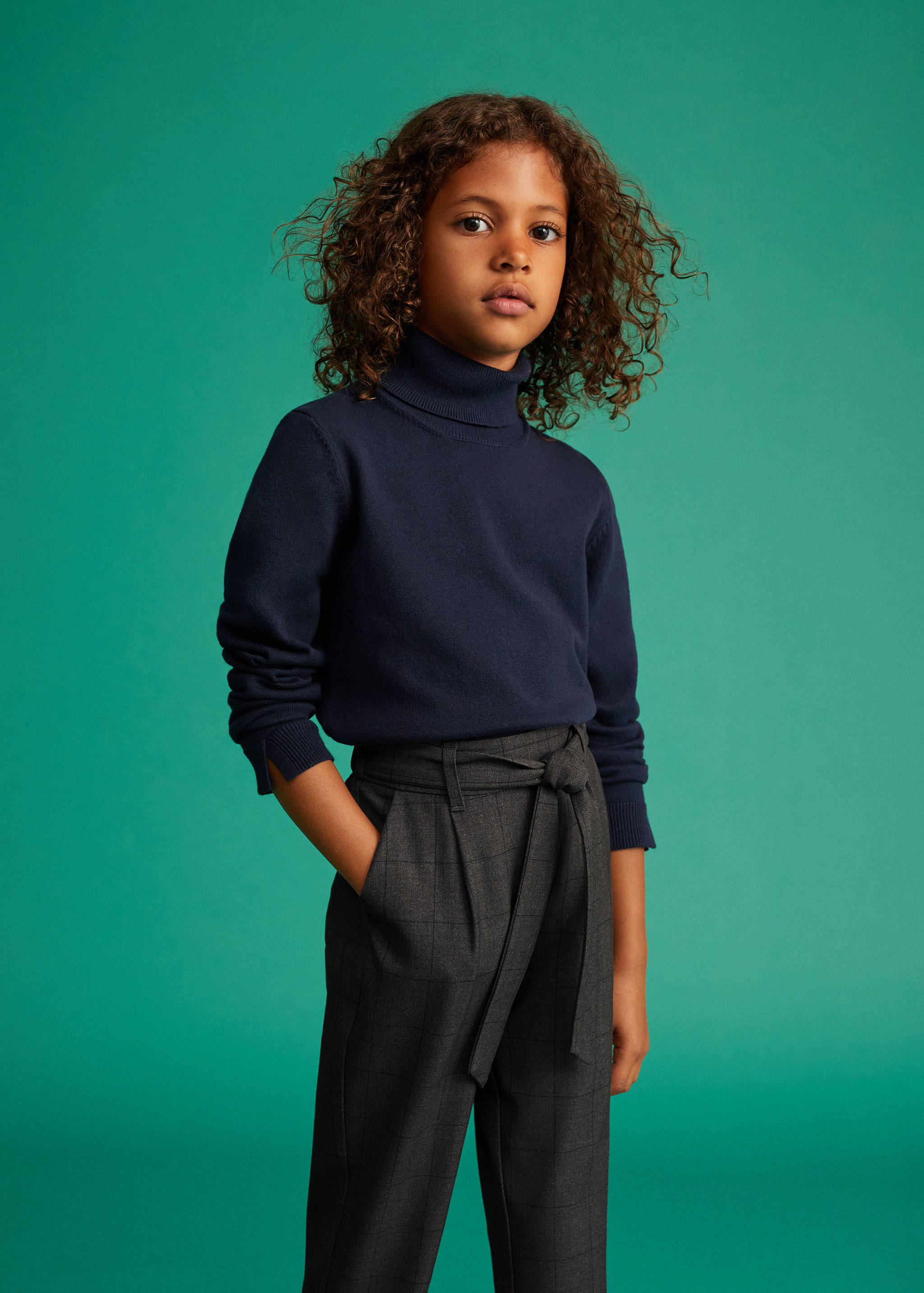 Pantalon à carreaux avec ceinture - Plan moyen