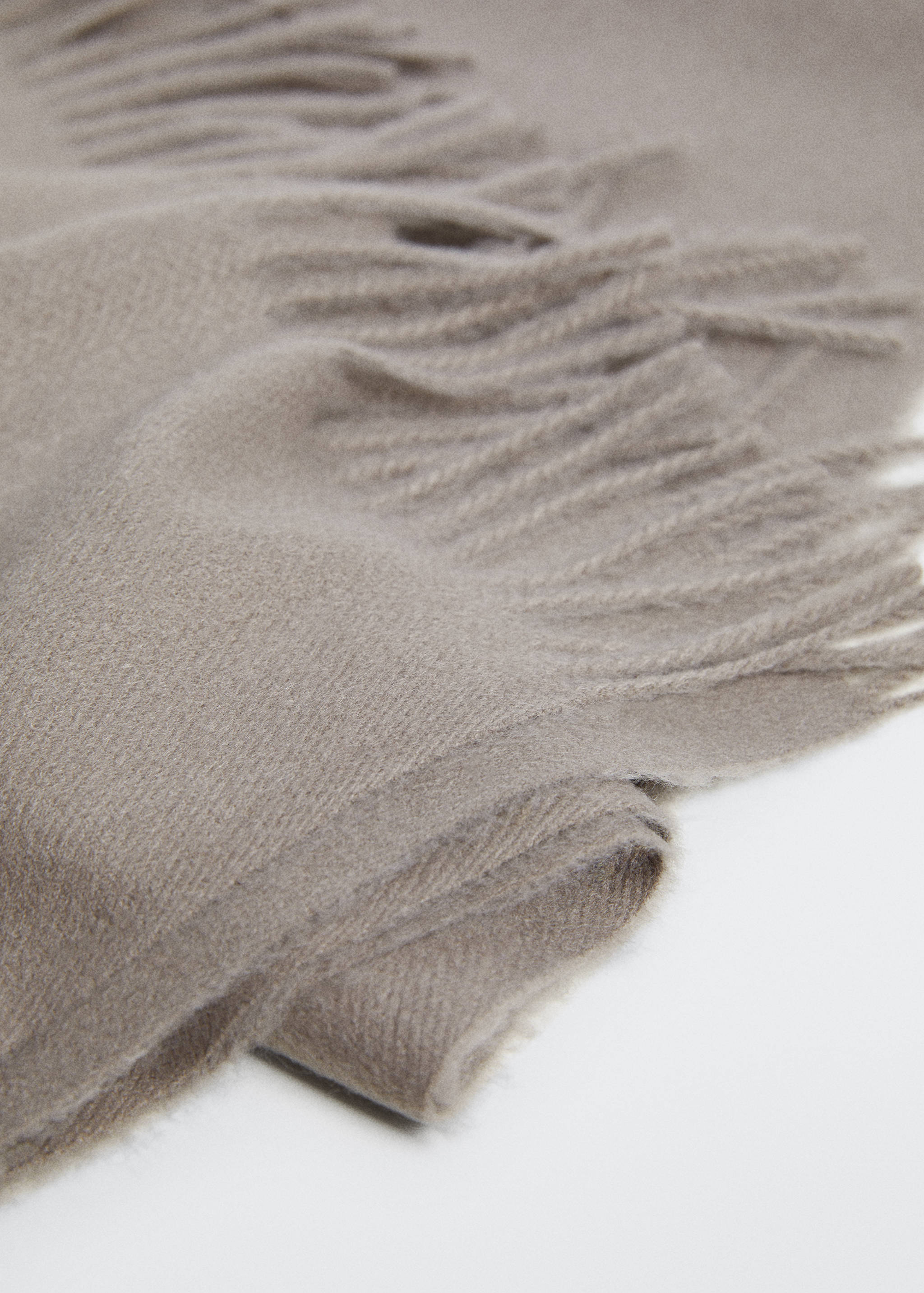 Fringed edge scarf - Medium plane