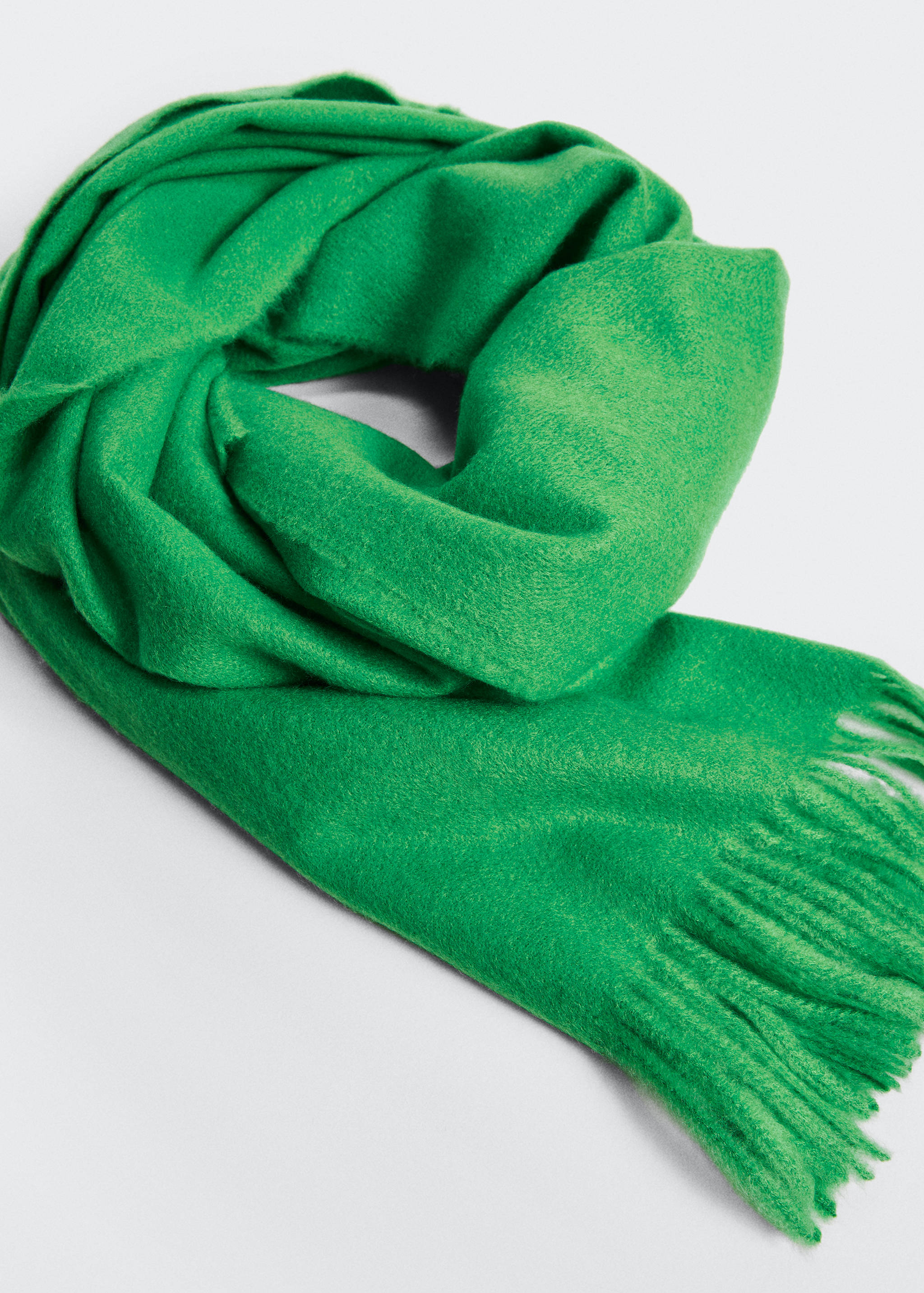 Fringed edge scarf - Details of the article 2
