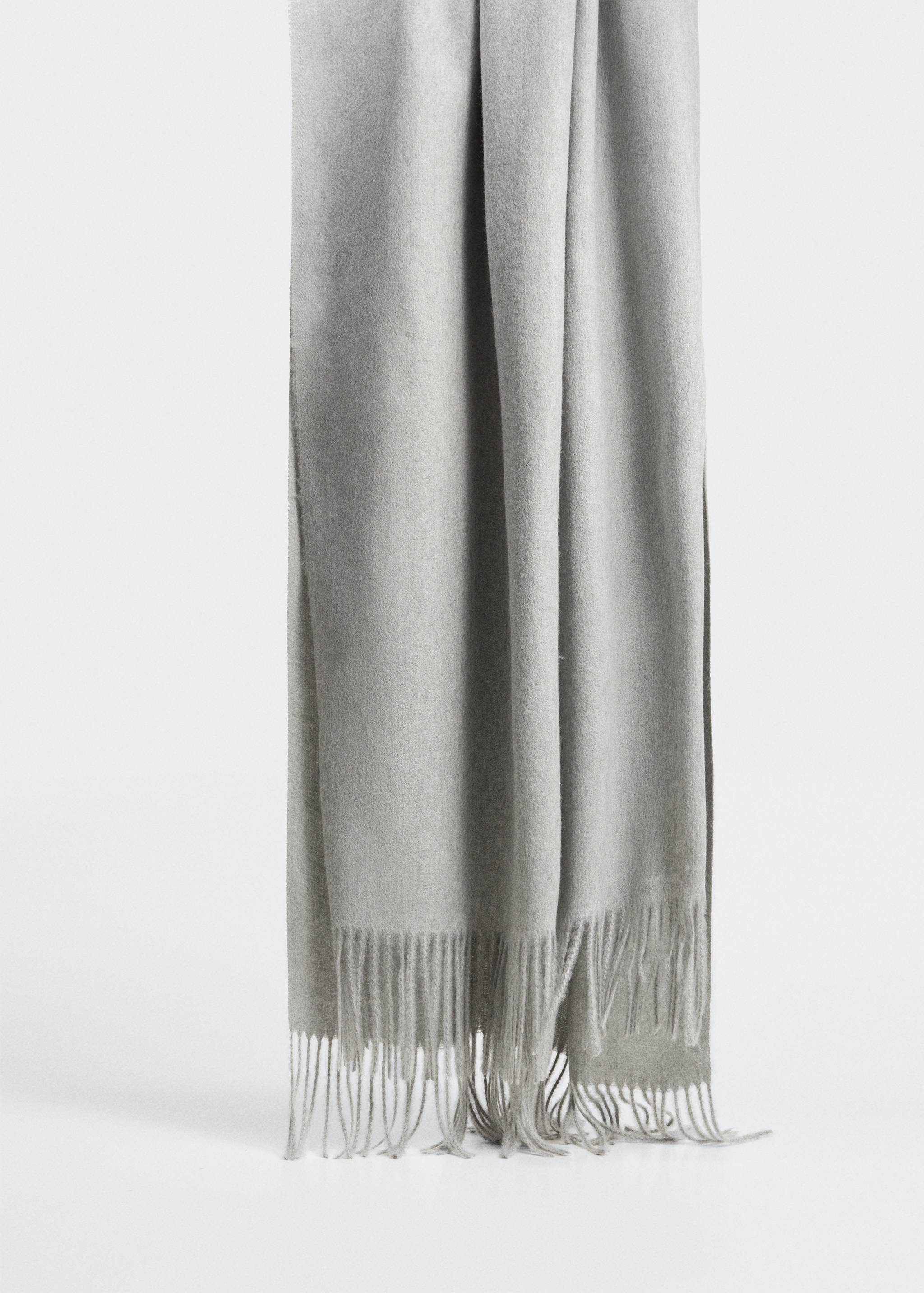 Fringed edge scarf - Details of the article 2