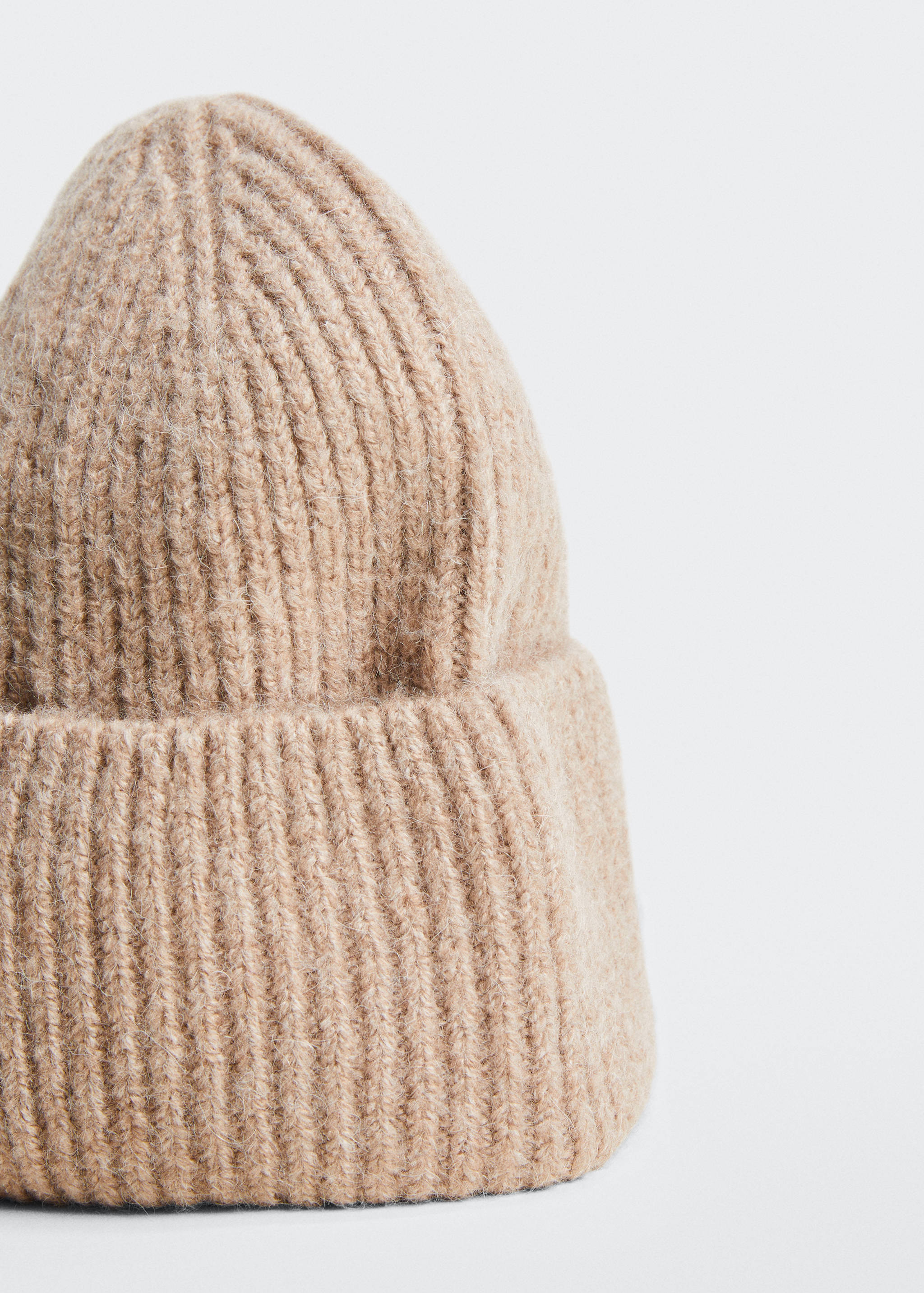 Gerippte Strickmütze - Detail des Artikels 2