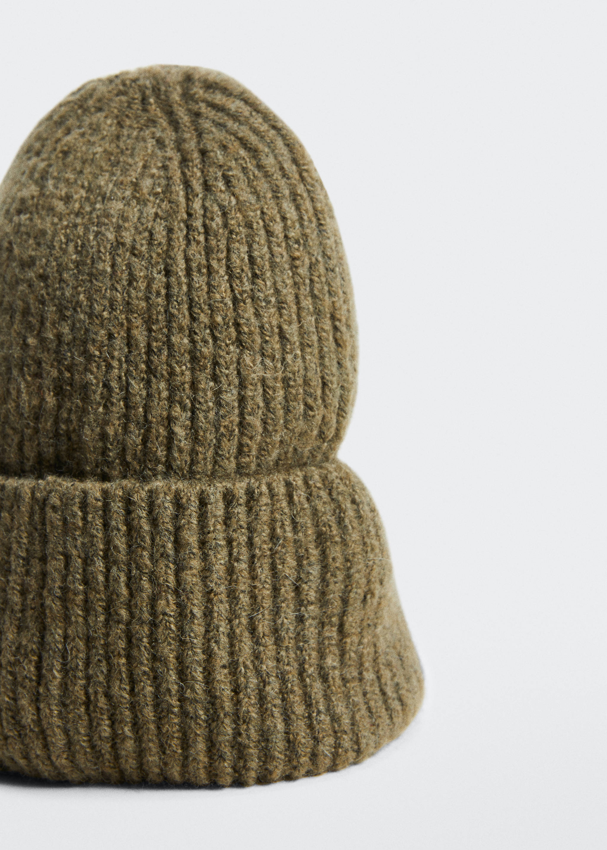 Gerippte Strickmütze - Detail des Artikels 2