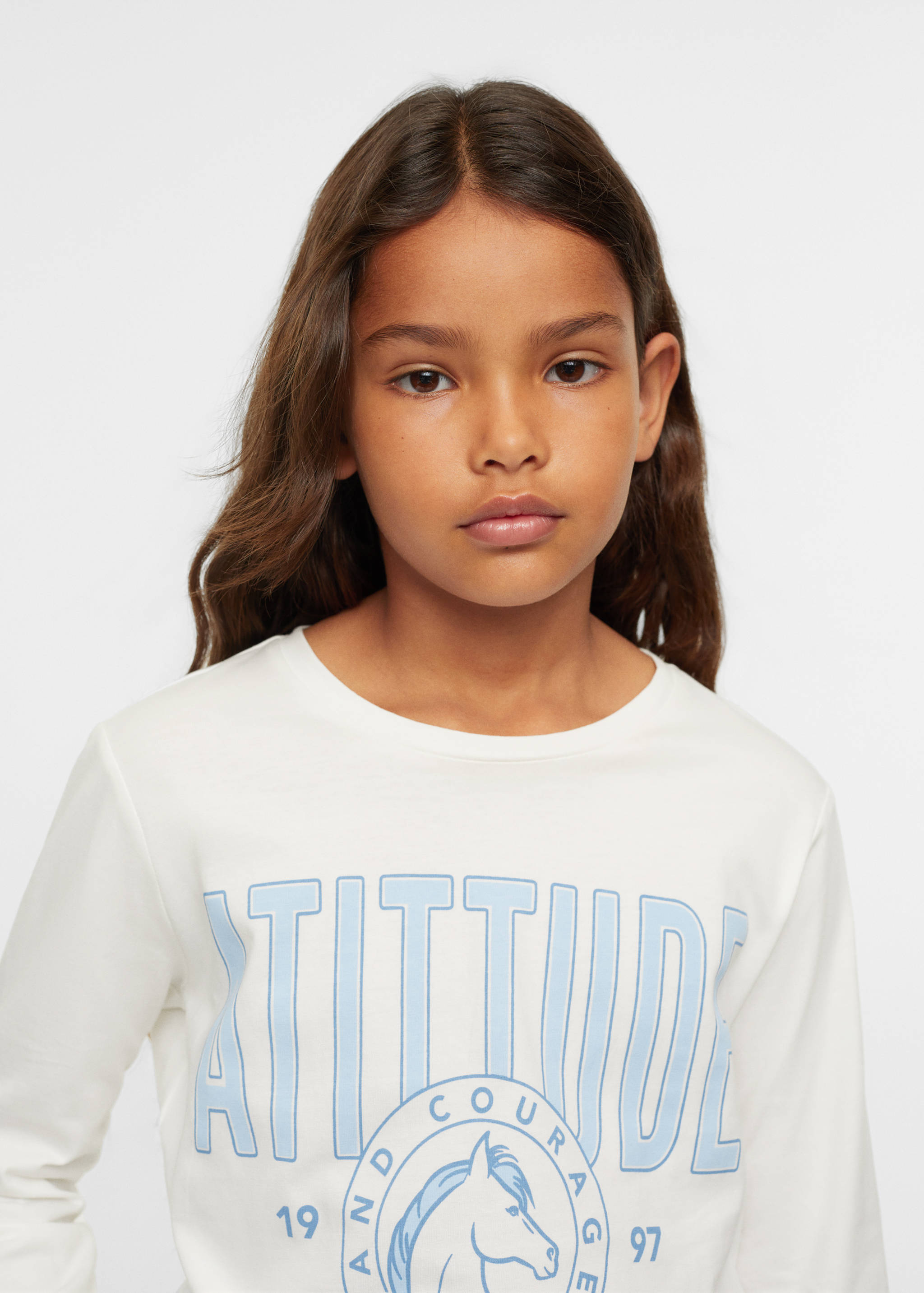 Long-sleeved t-shirt with message - Details of the article 2