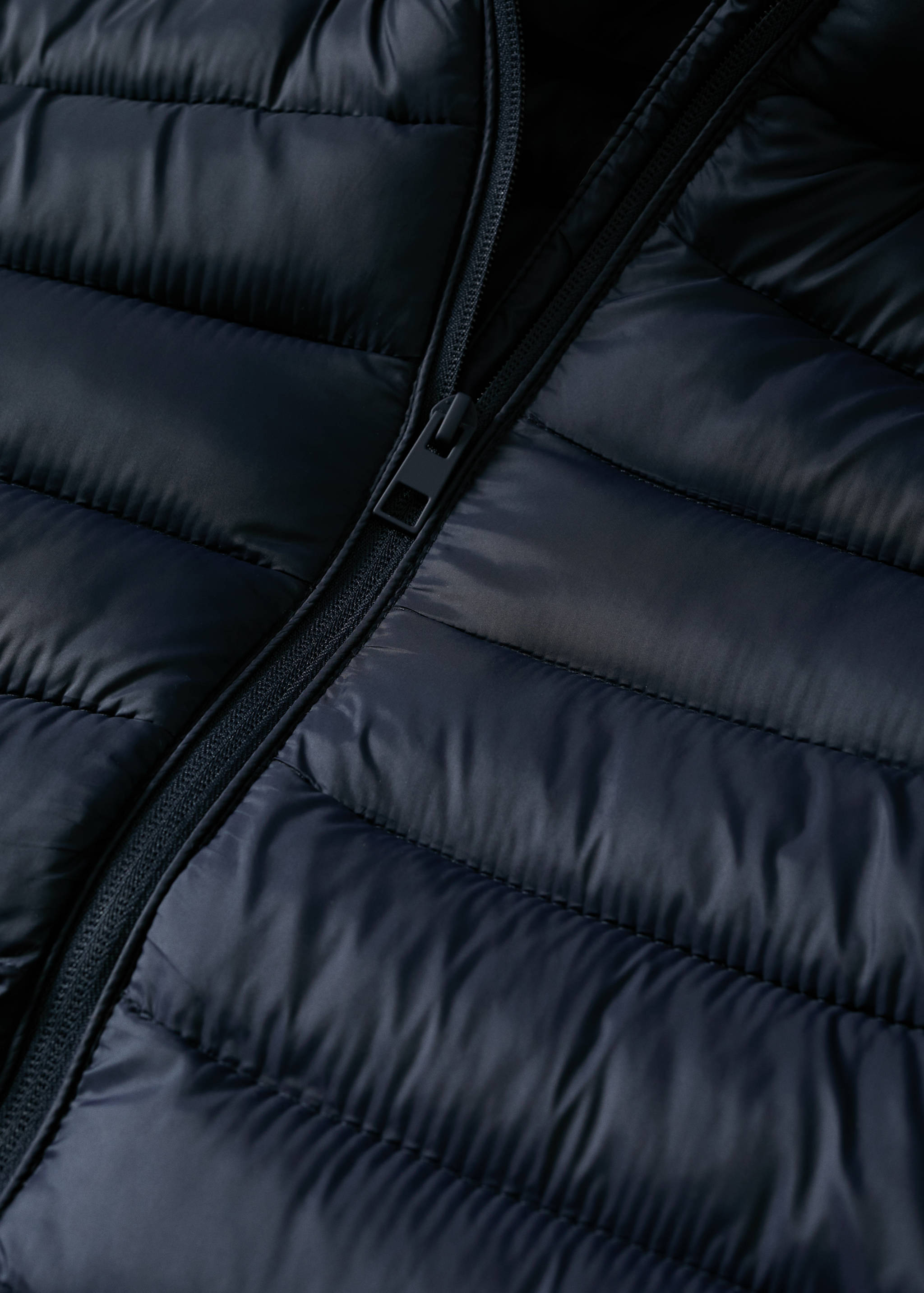 Hood quilted coat - Details of the article 8