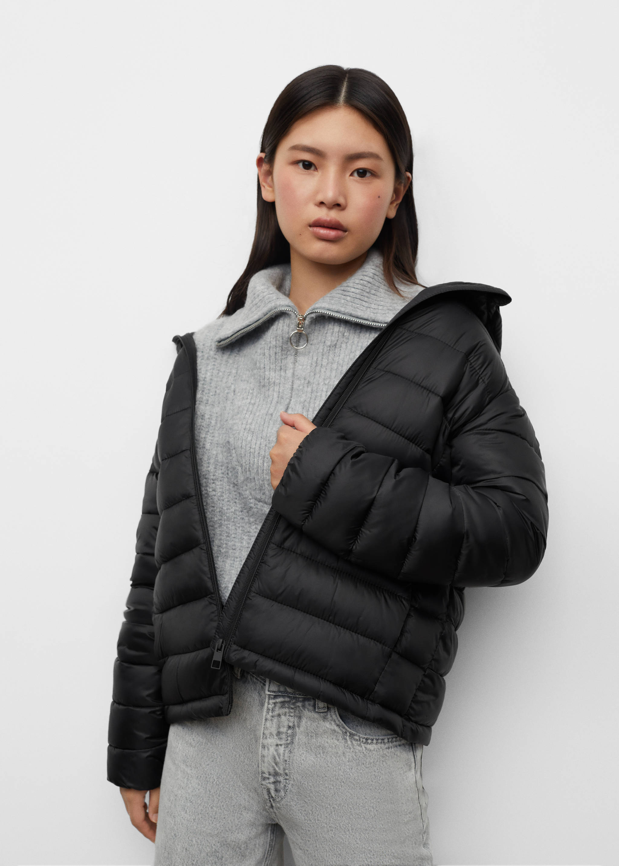 Hood quilted coat - Details of the article 2