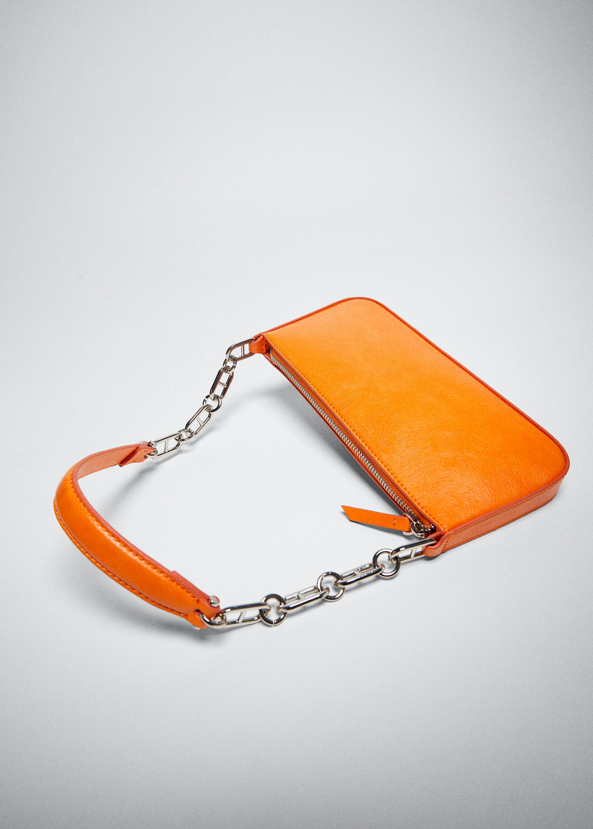 Bolso asa corta cadena - Detalle del artículo 4