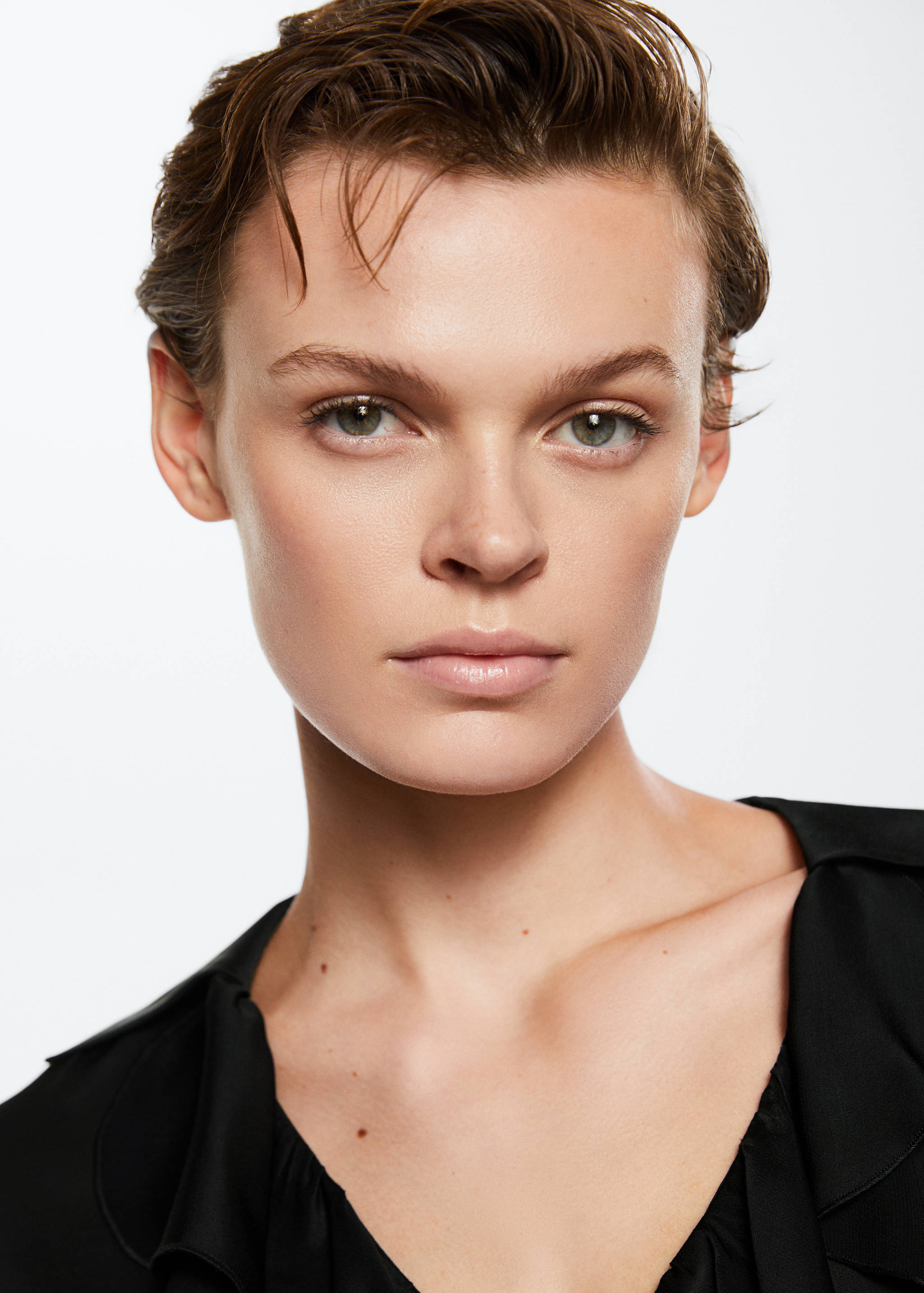 Brusa coll volants - Detall de l'article 4