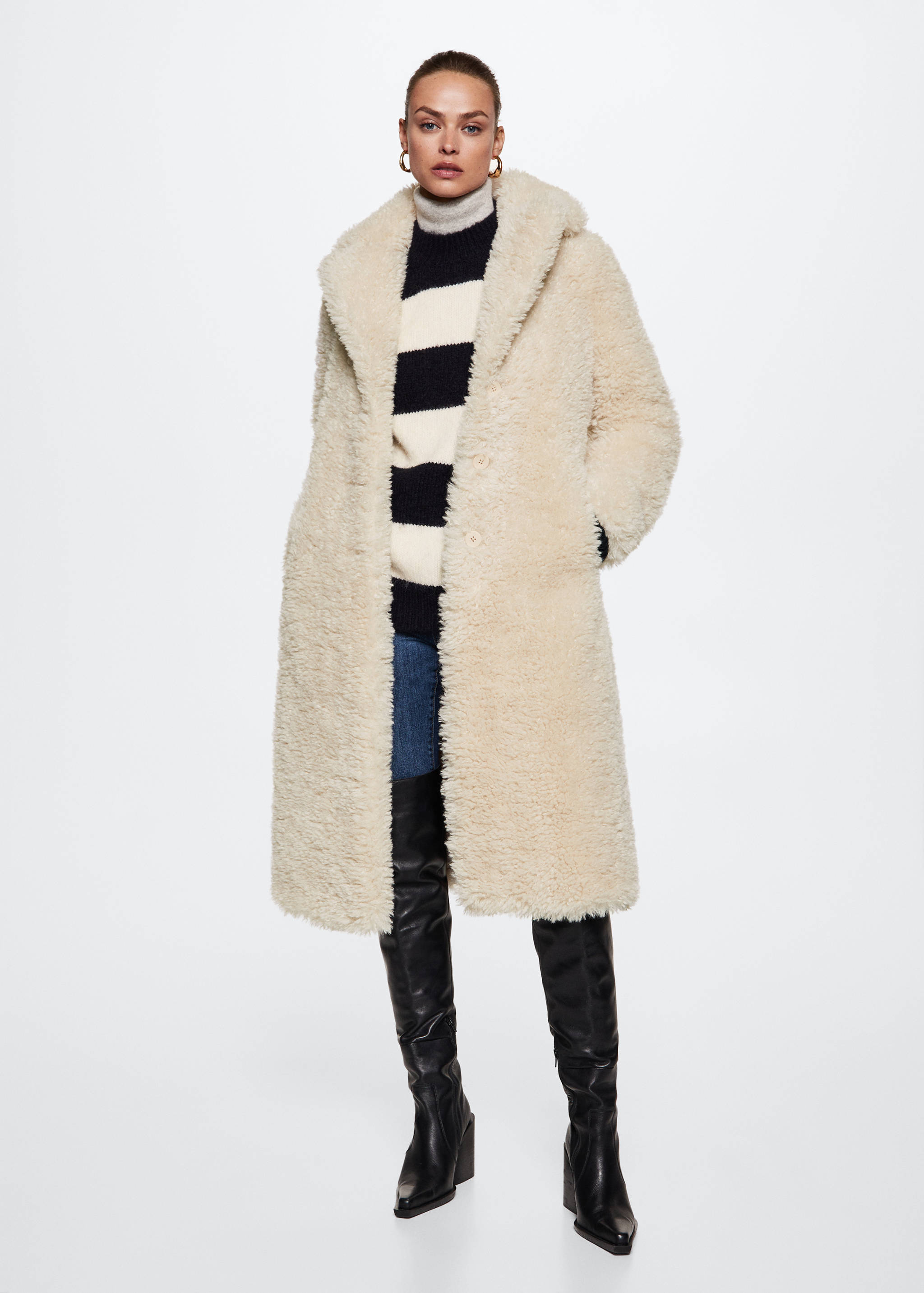 Fur bouclé coat - General plane