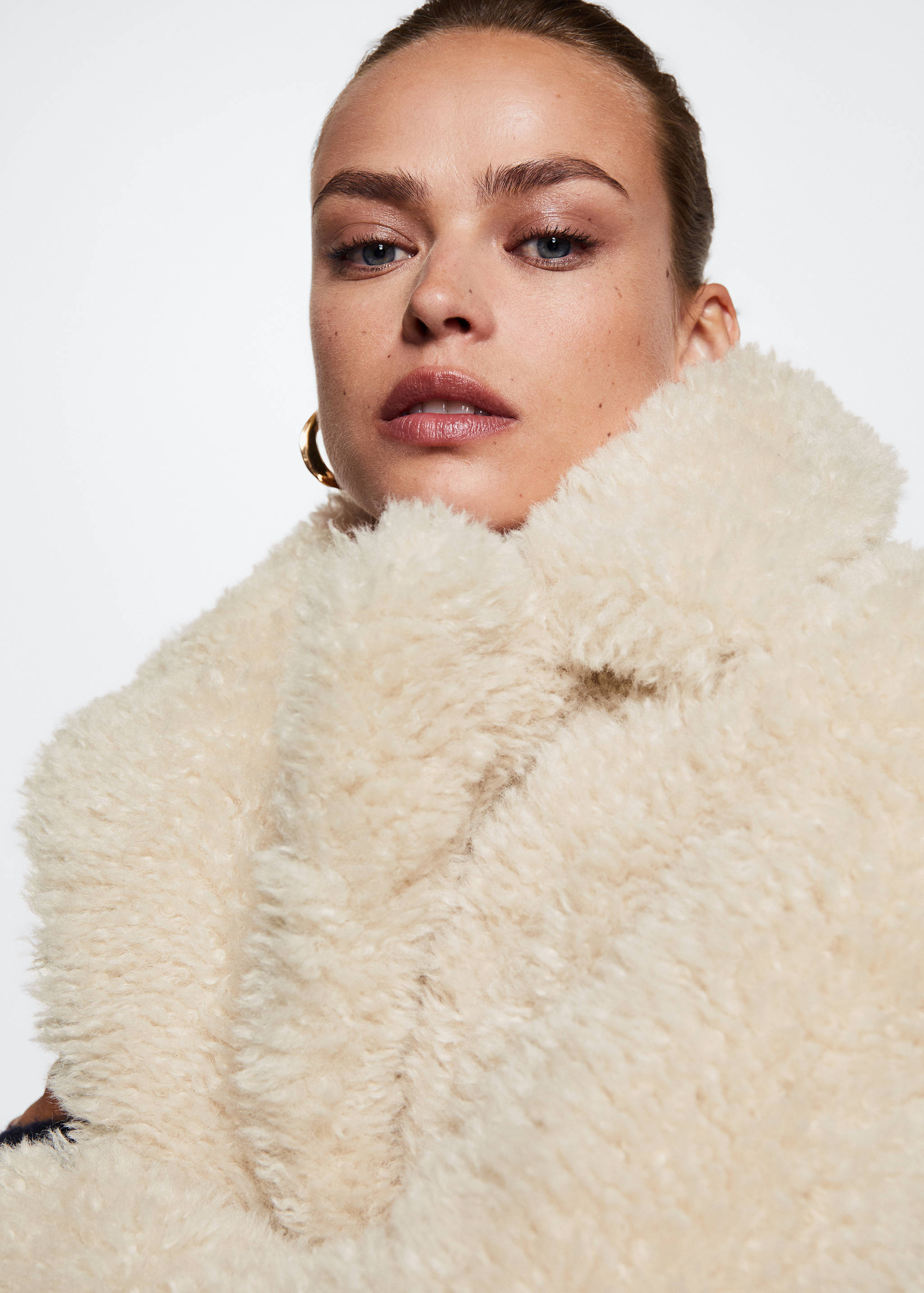Fur bouclé coat - Details of the article 1