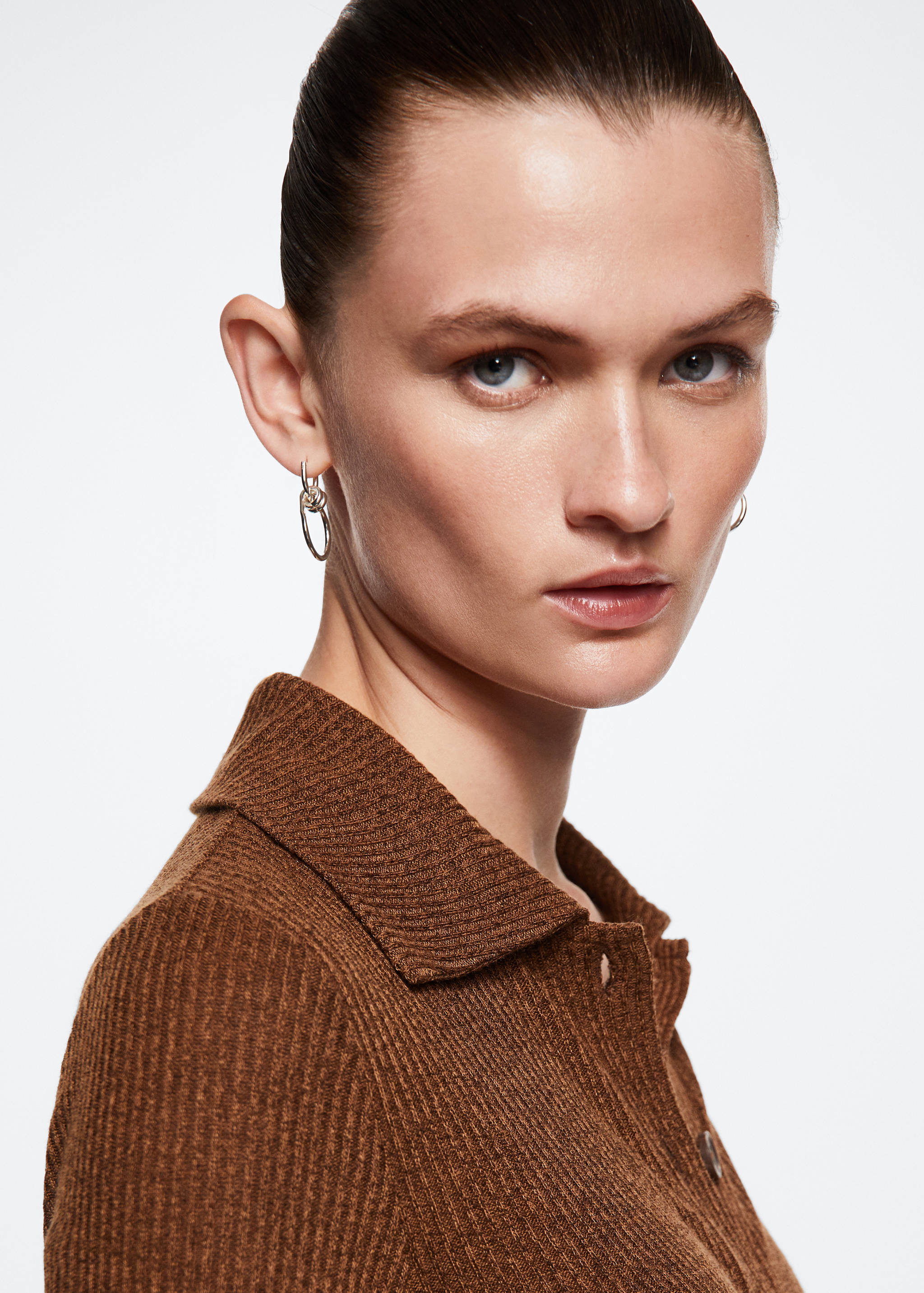 Geknöpftes Hemd mit Rippmuster - Detail des Artikels 2