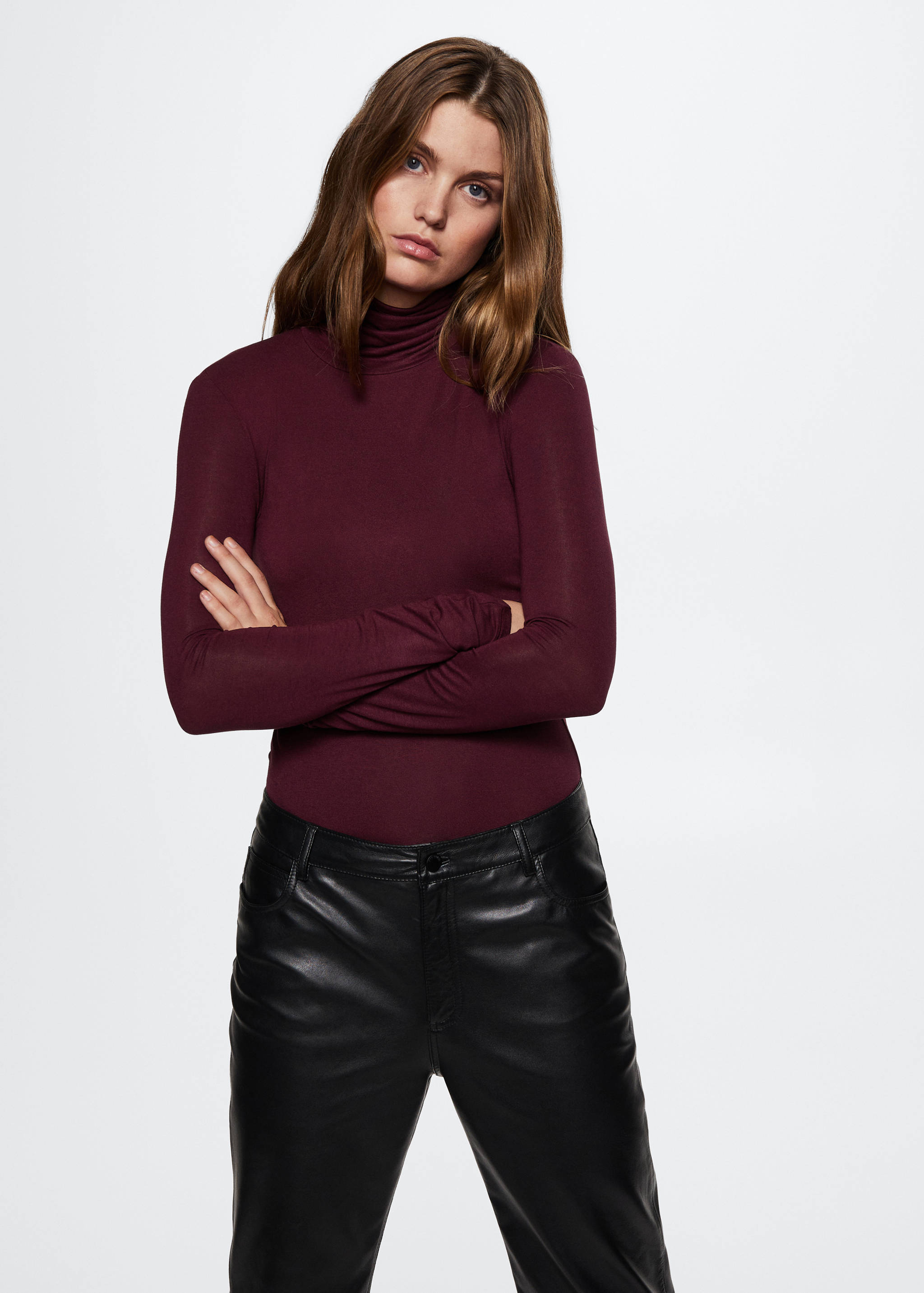 Μπλούζα ψηλός γιακάς ντραπέ - Μεσαίο πλάνο