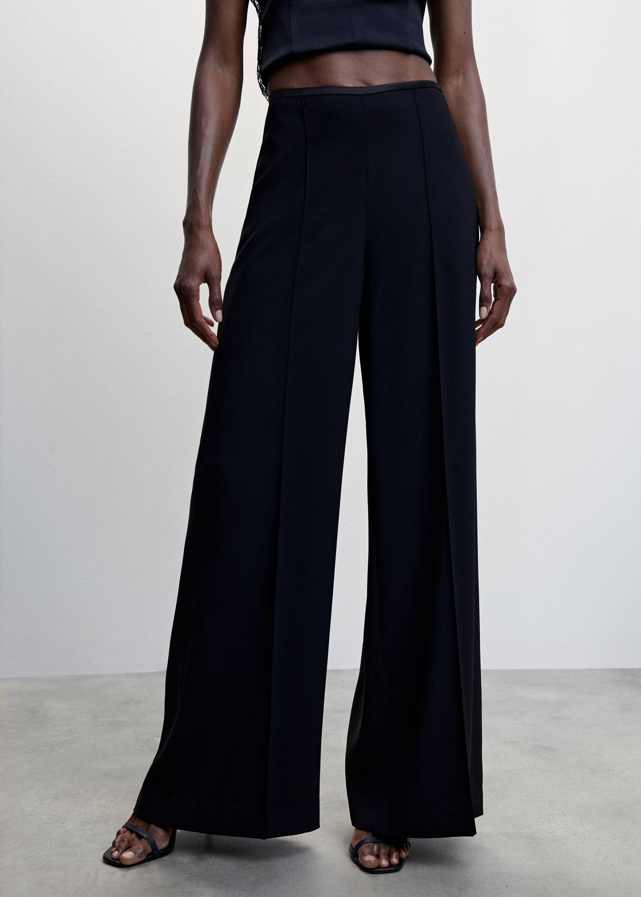 Flowy palazzo trousers - Reverse of the article