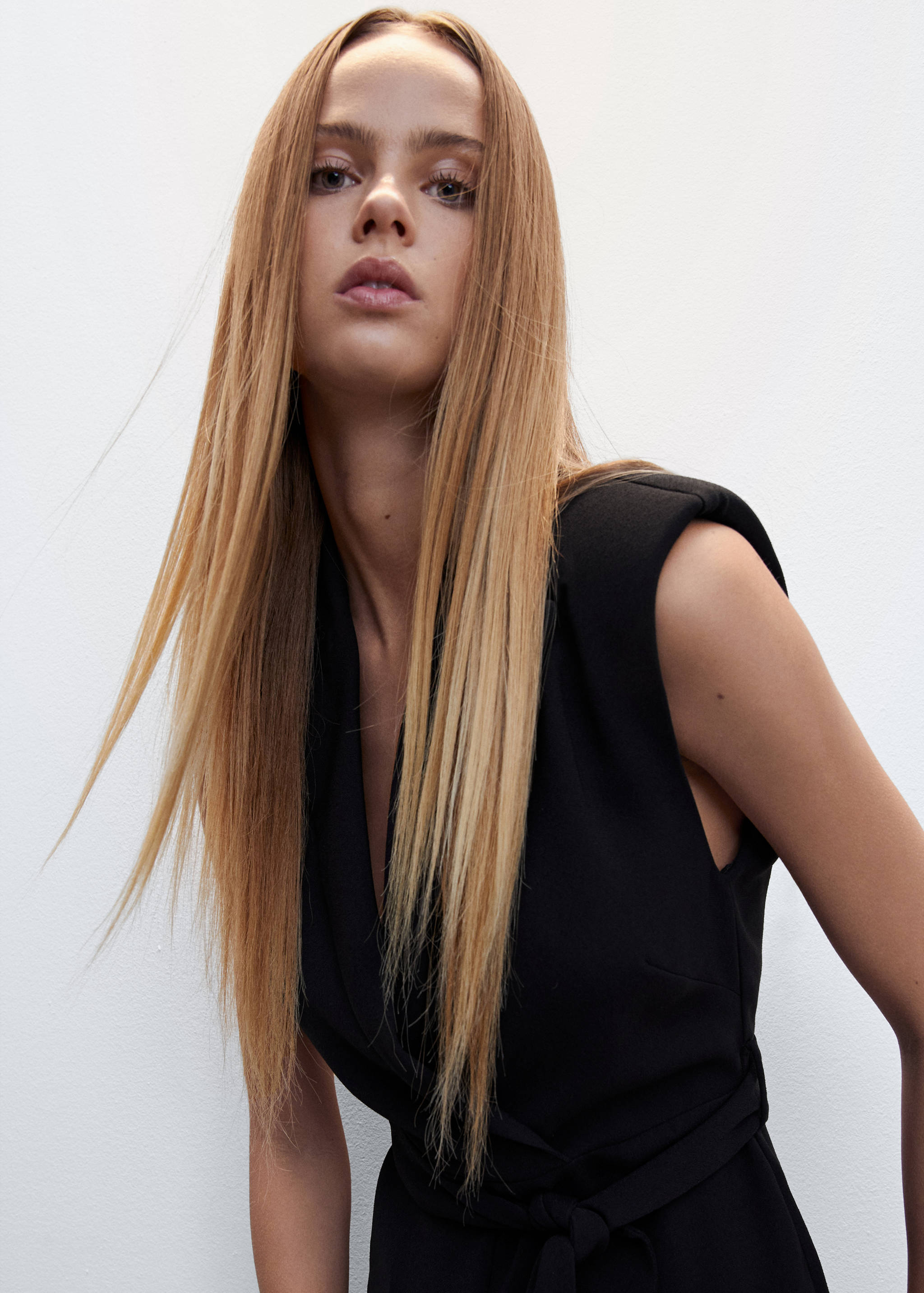 Wrap long jumpsuit - Details of the article 1