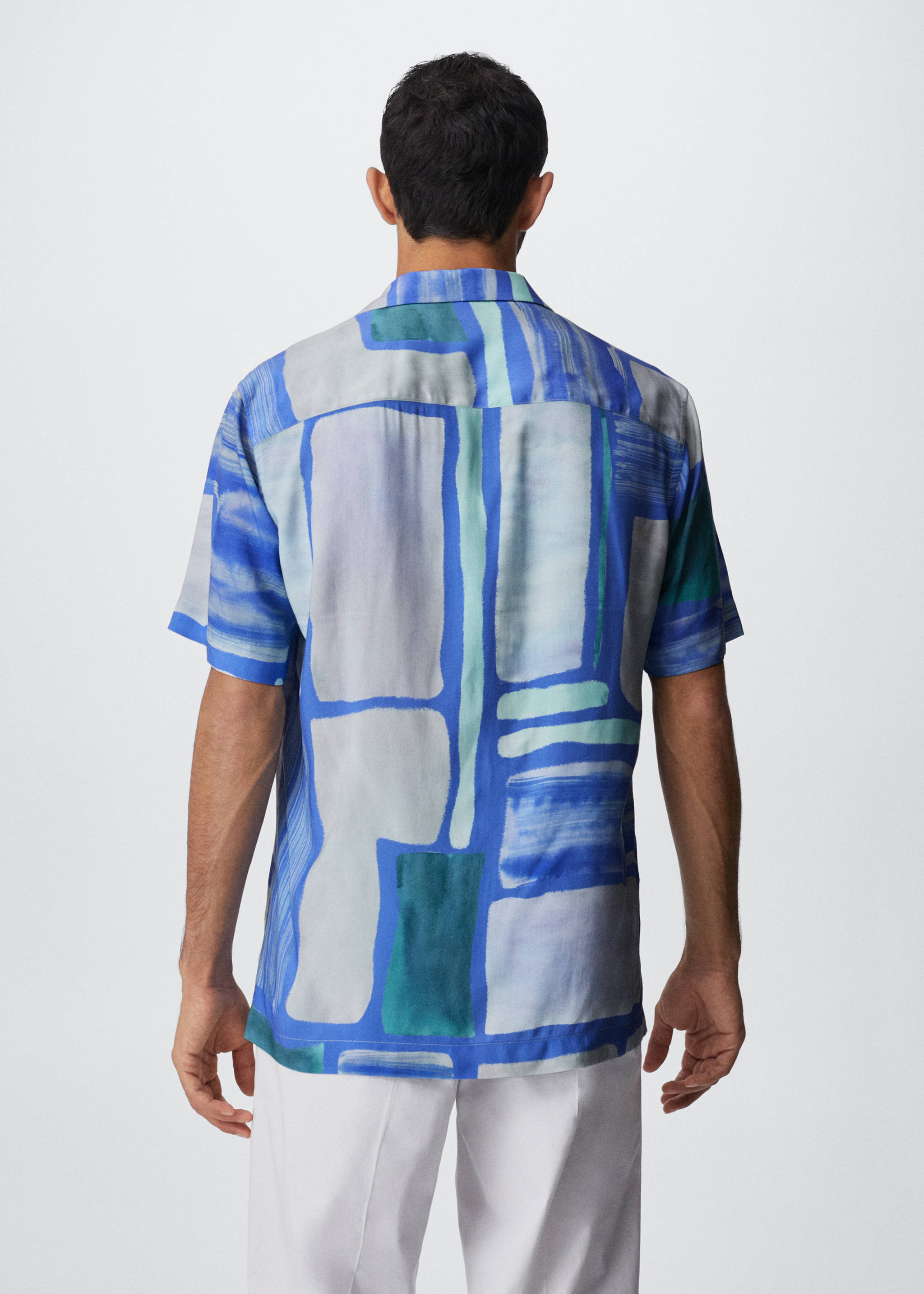 Printed flowy shirt - Reverse of the article