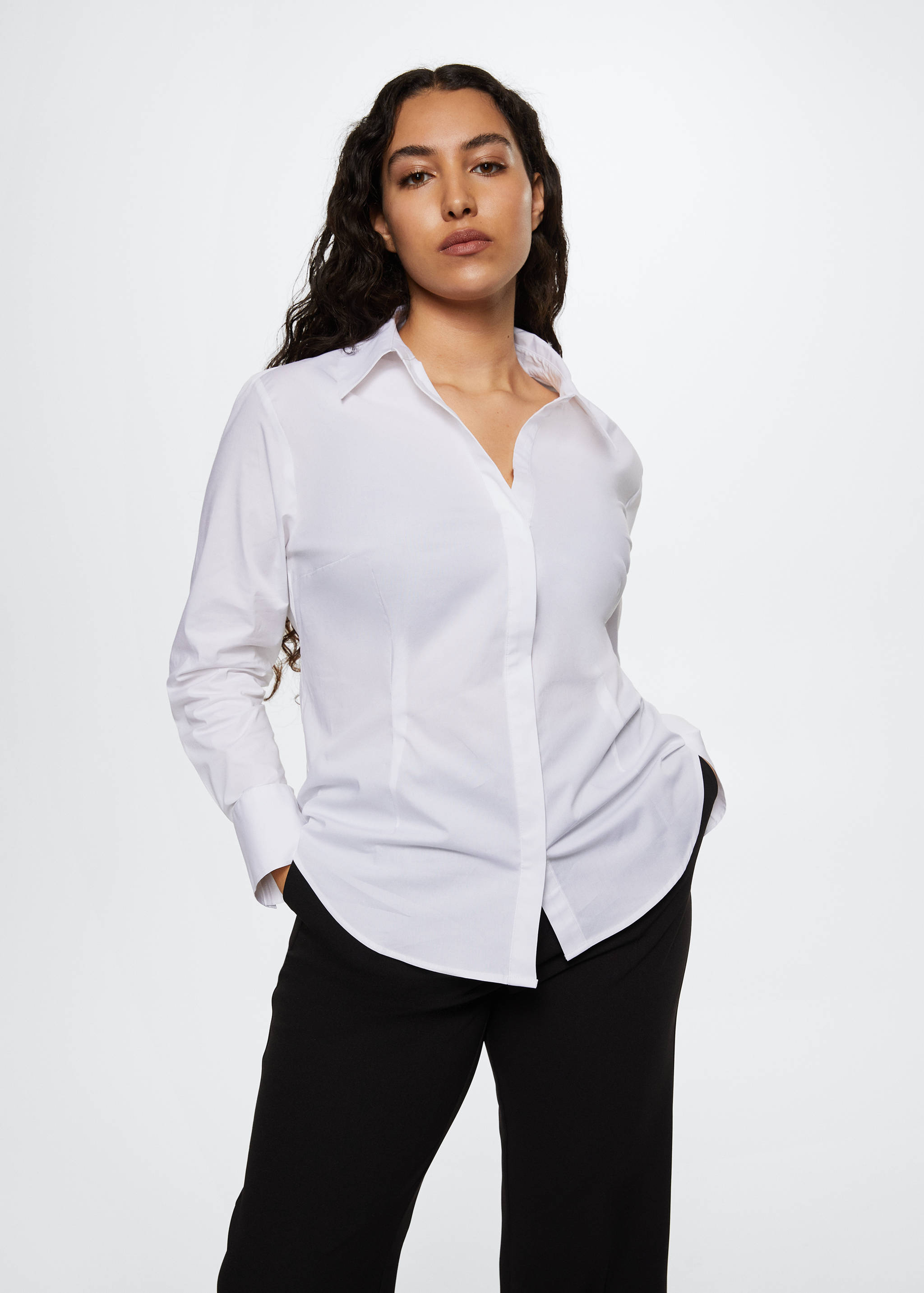 Essential cotton-blend shirt - Details of the article 4