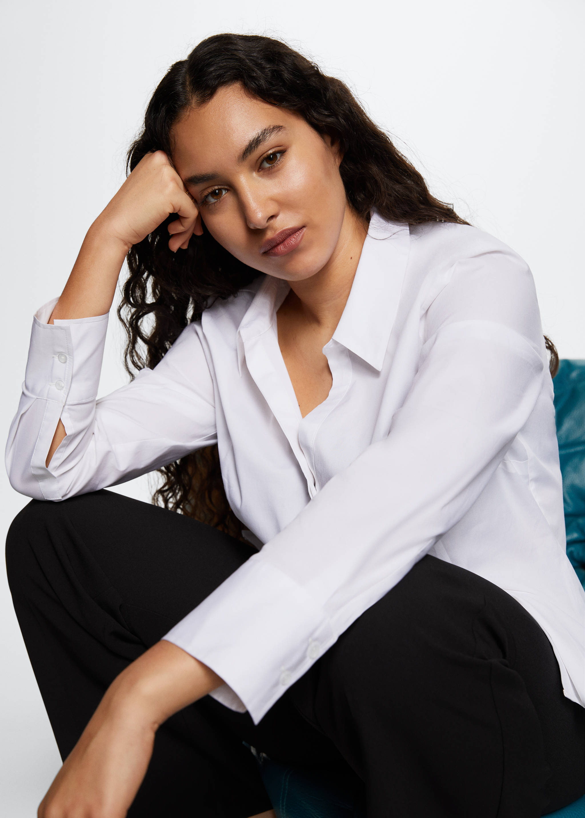 Essential cotton-blend shirt - Details of the article 5