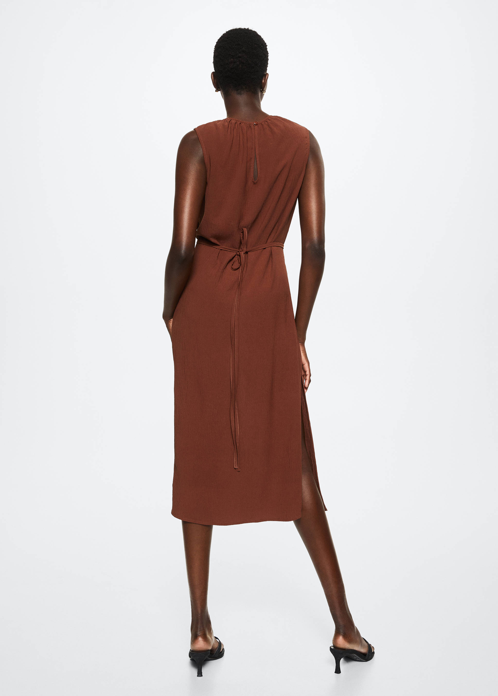 Robe texturée ceinture - Verso de l’article