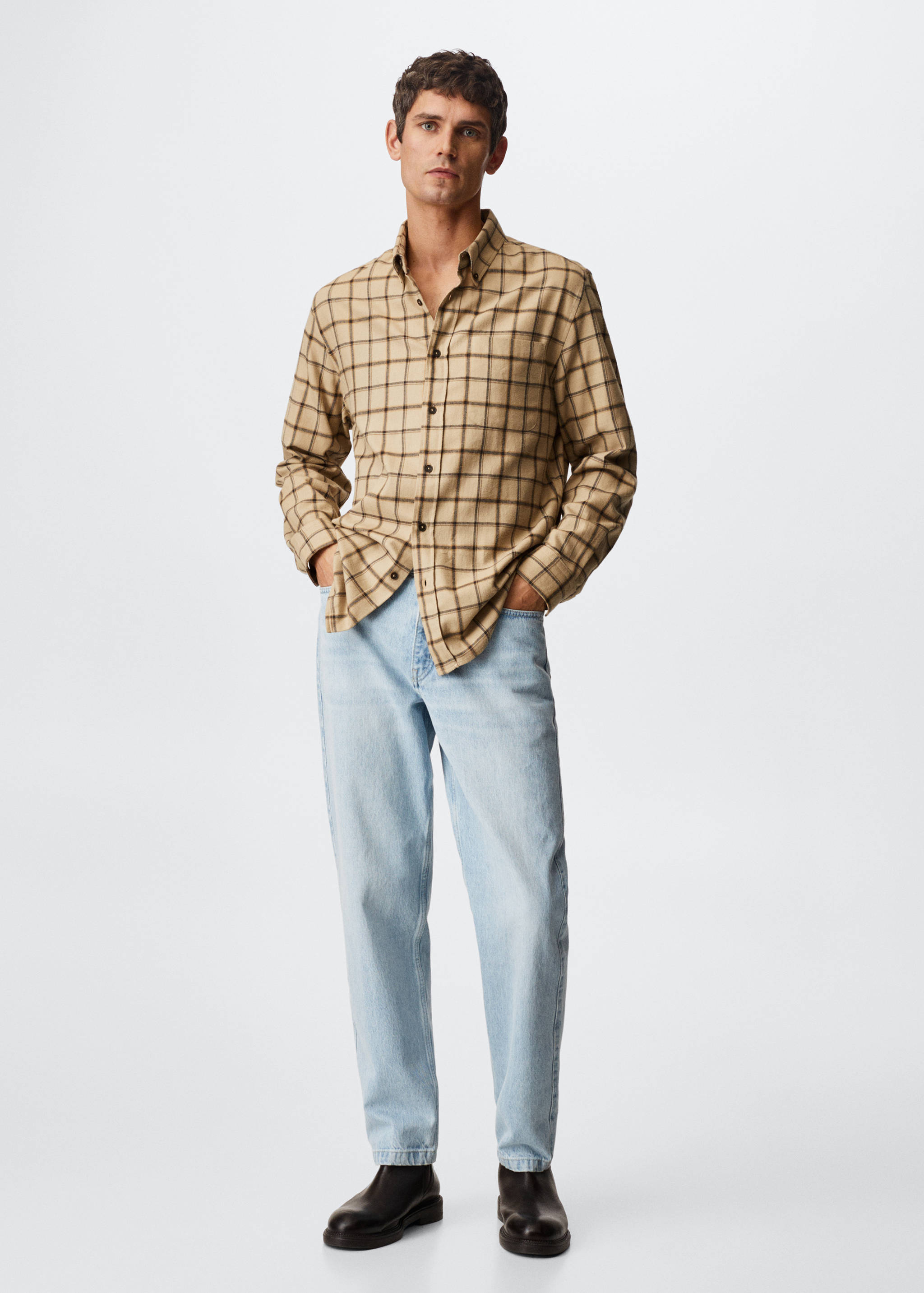 Checked flannel shirt - General plane