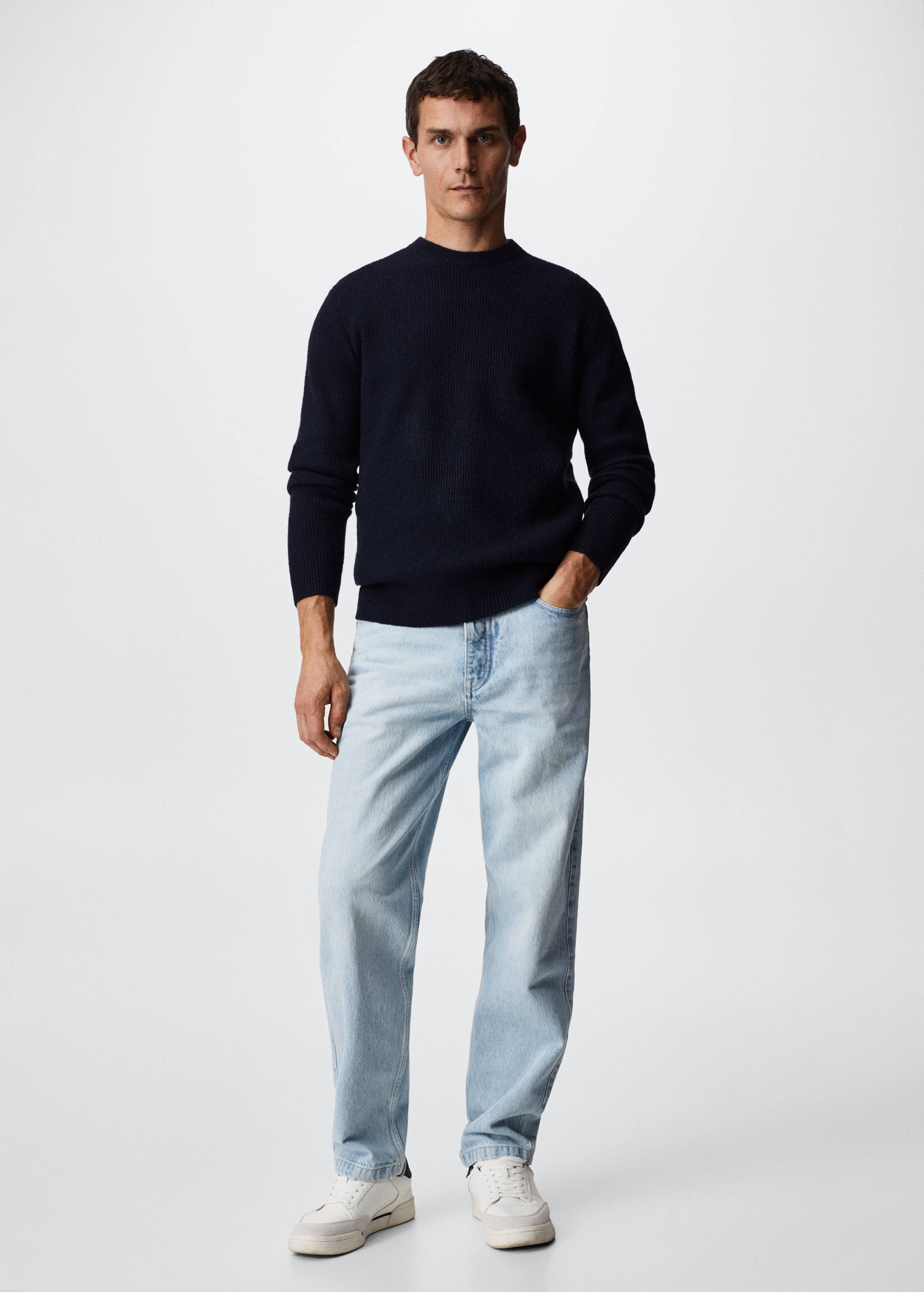Structured fabric sweater - General plane