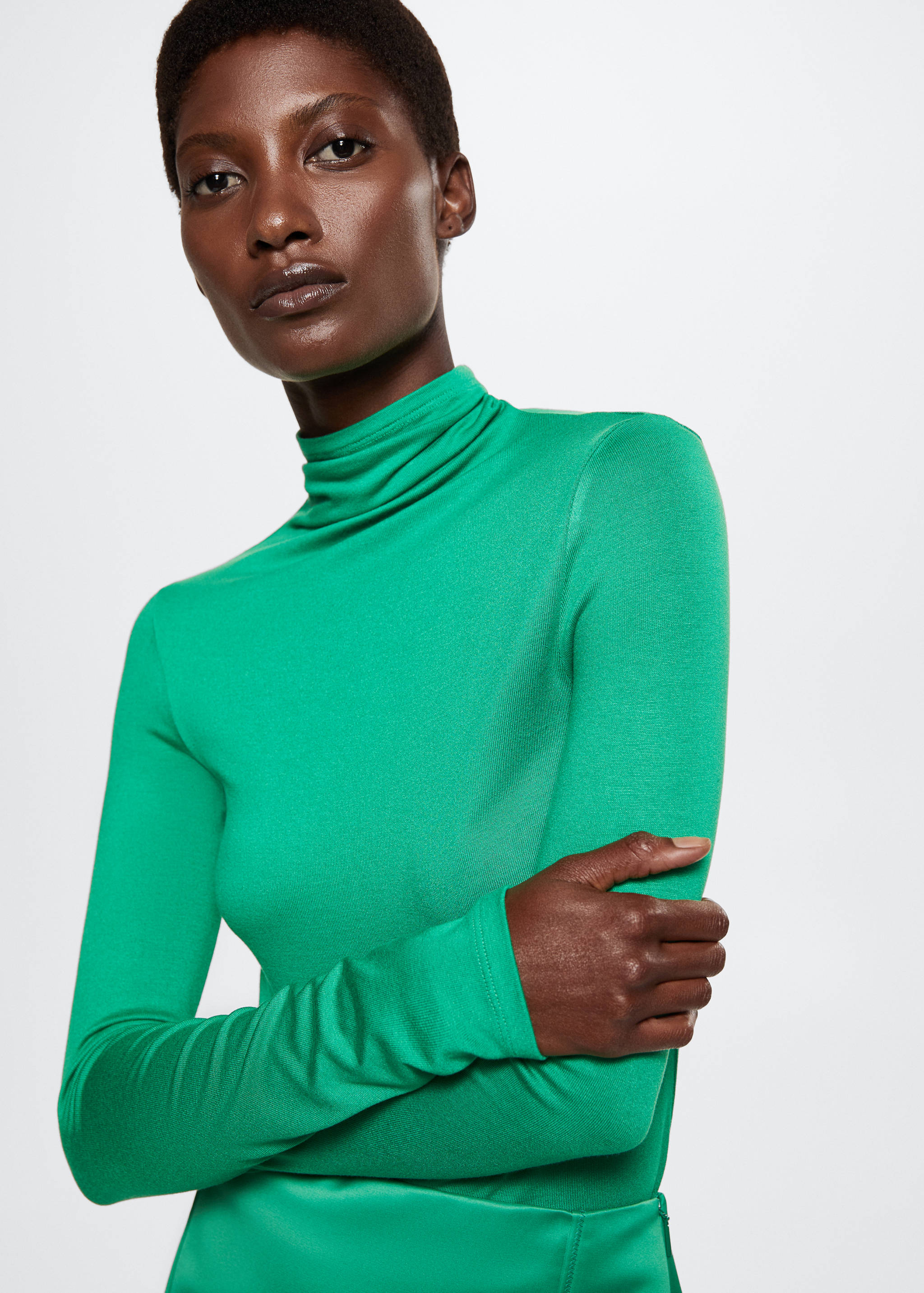 High-collar knitwear t-shirt - Details of the article 4