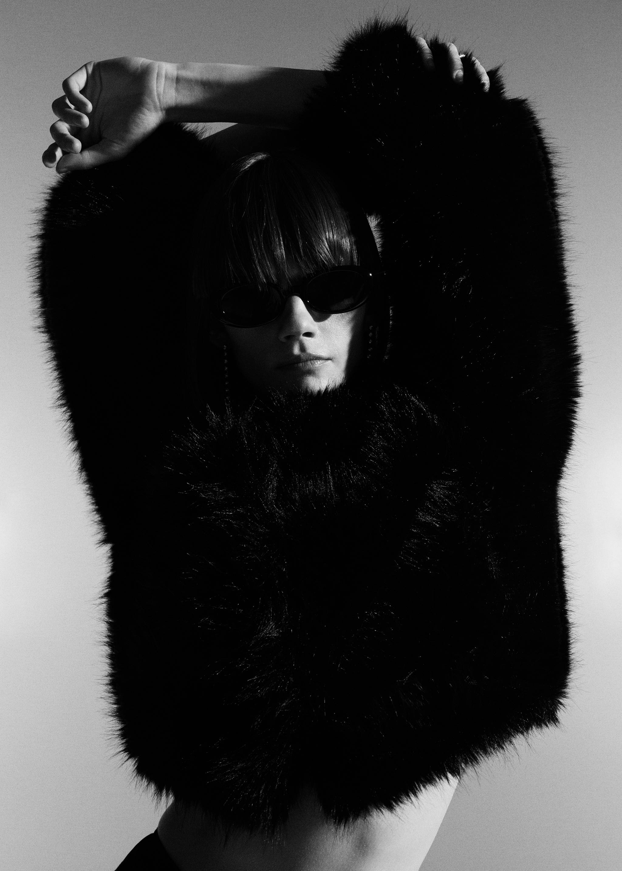 Fur effect jacket - Details of the article 7