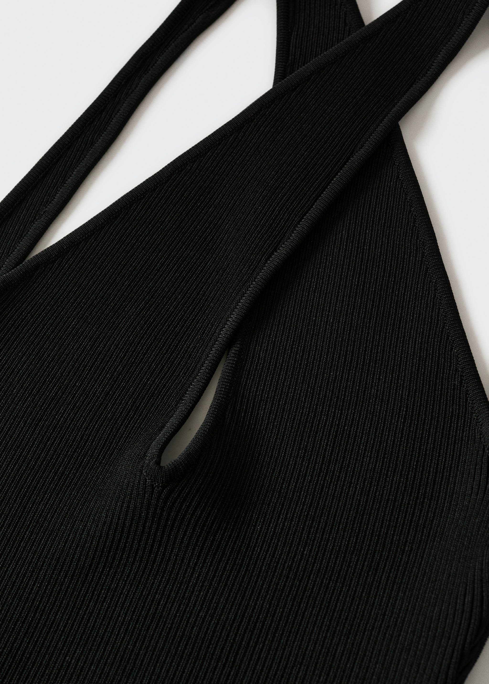 Body com decote cruzado - Pormenor do artigo 8