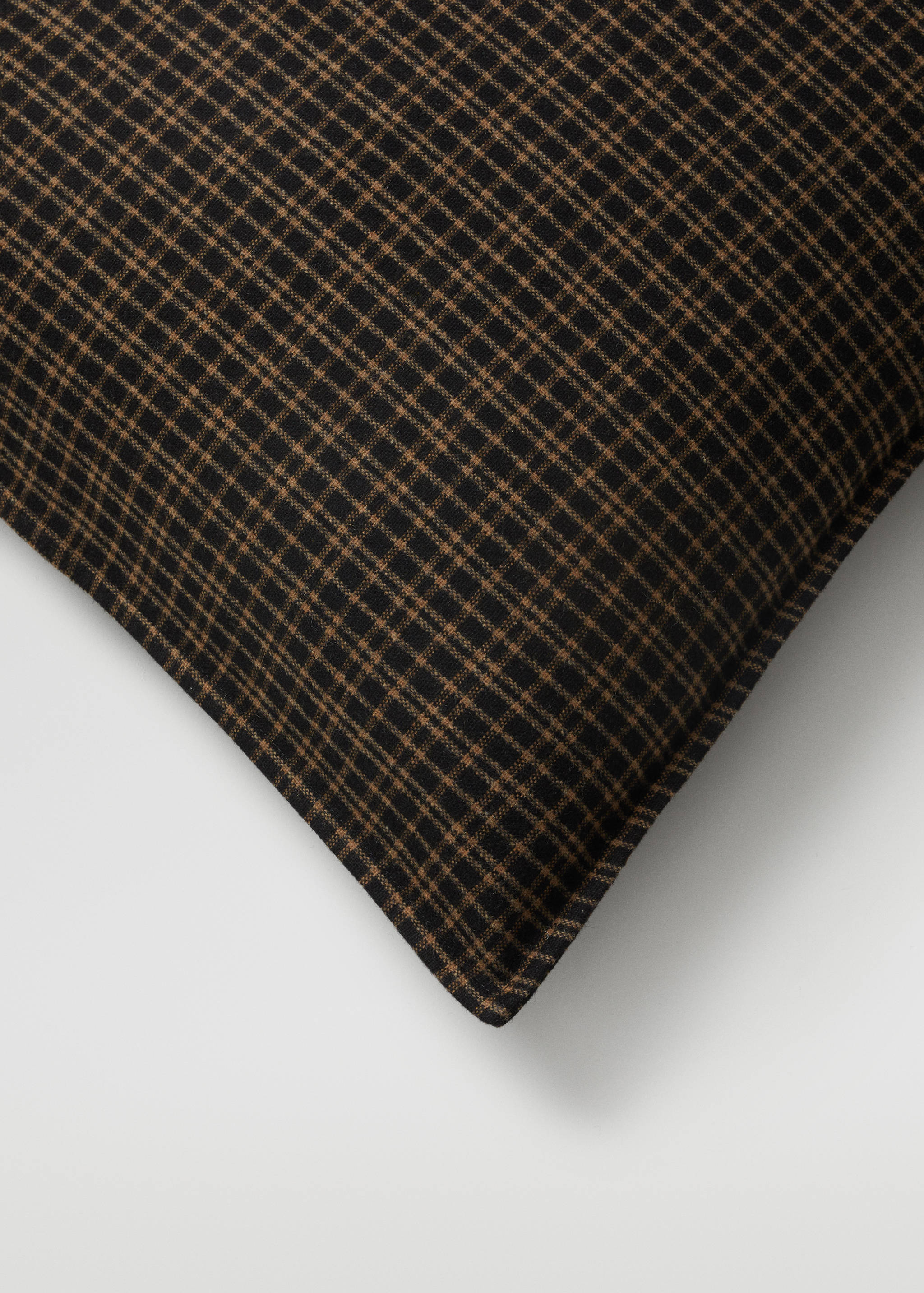 Checked wool cushion cover 50X50cm - Details of the article 4